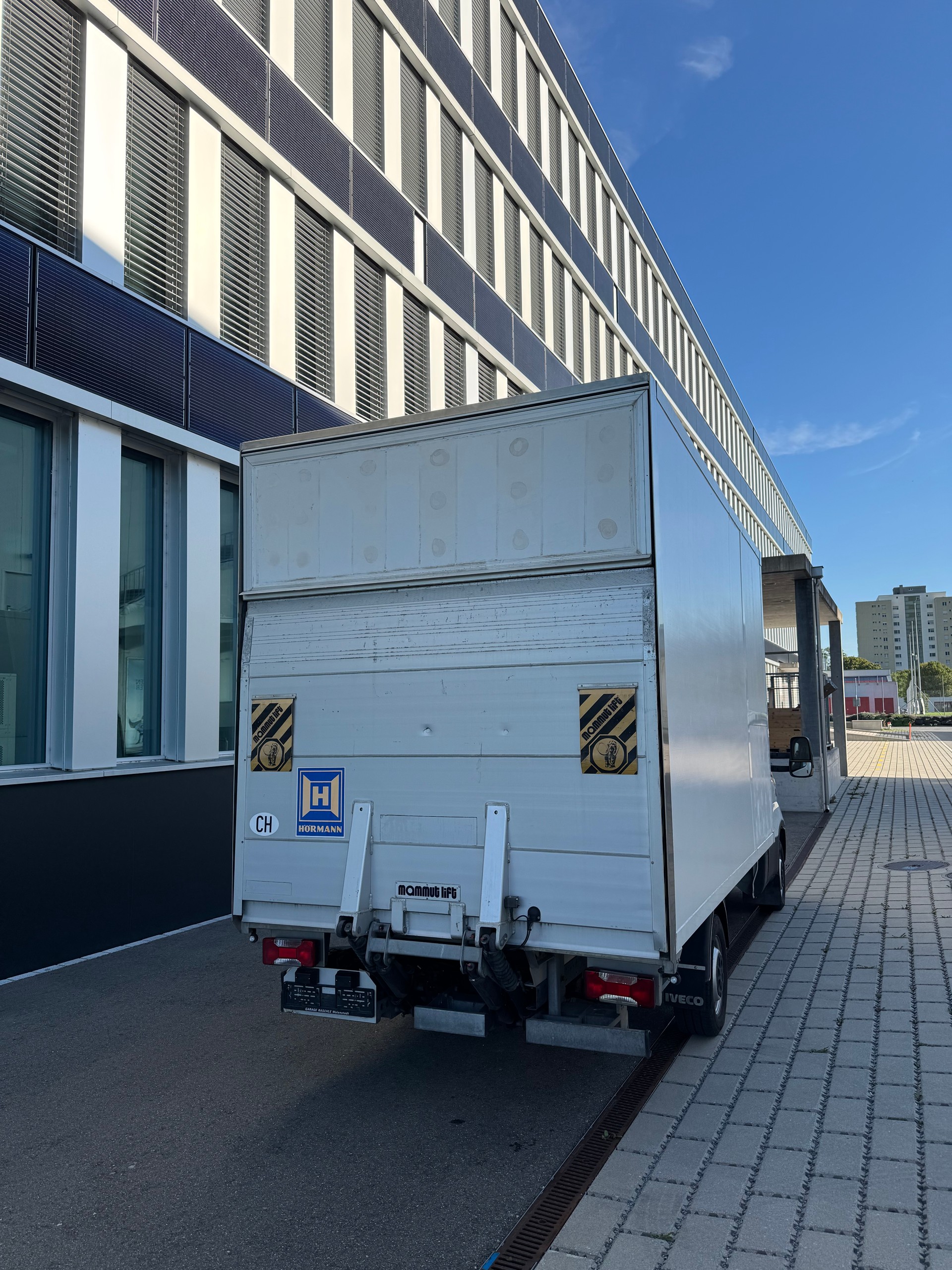 IVECO 33 S 14 A8-image-15