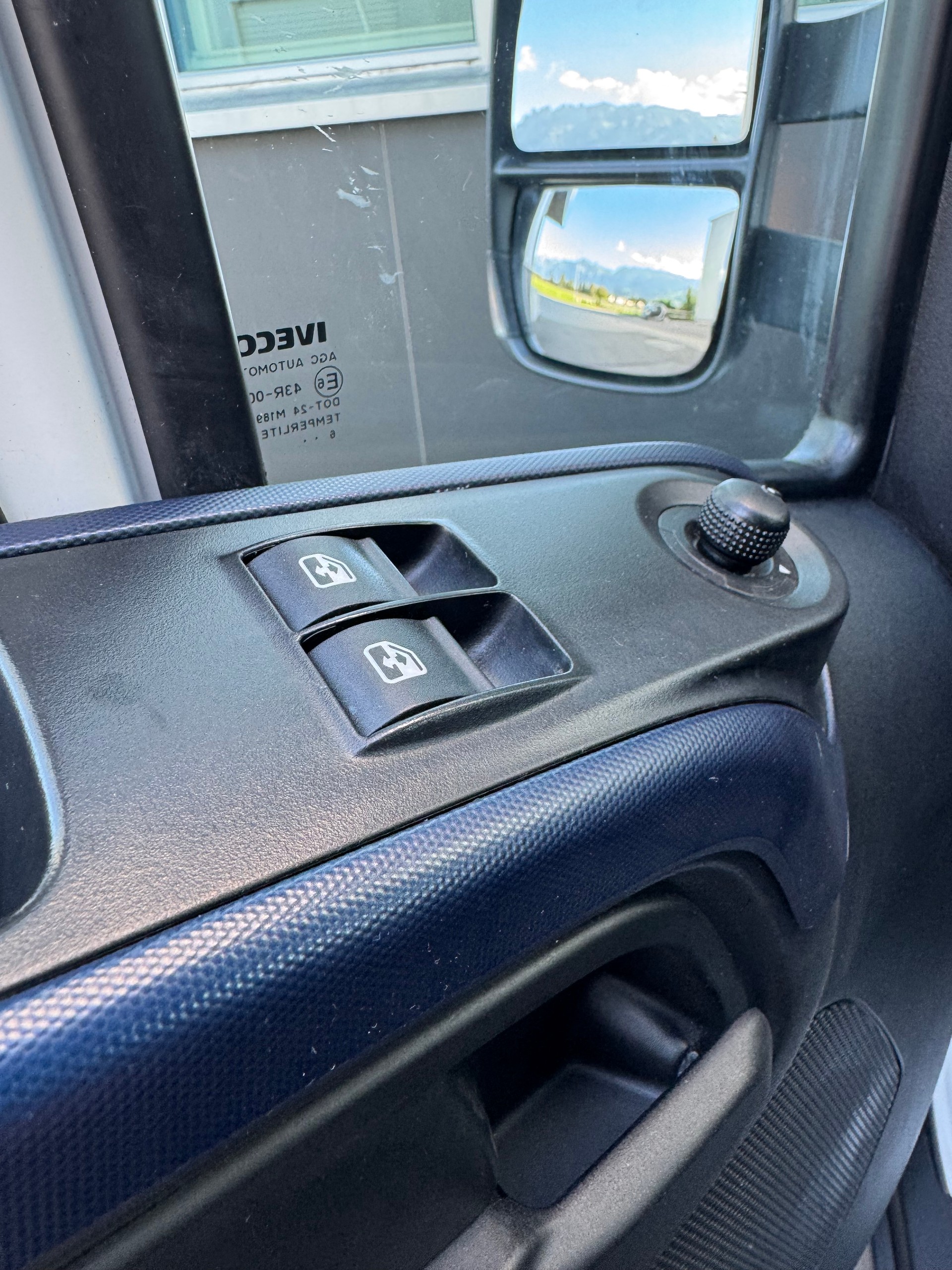 IVECO 33 S 14 A8-image-13