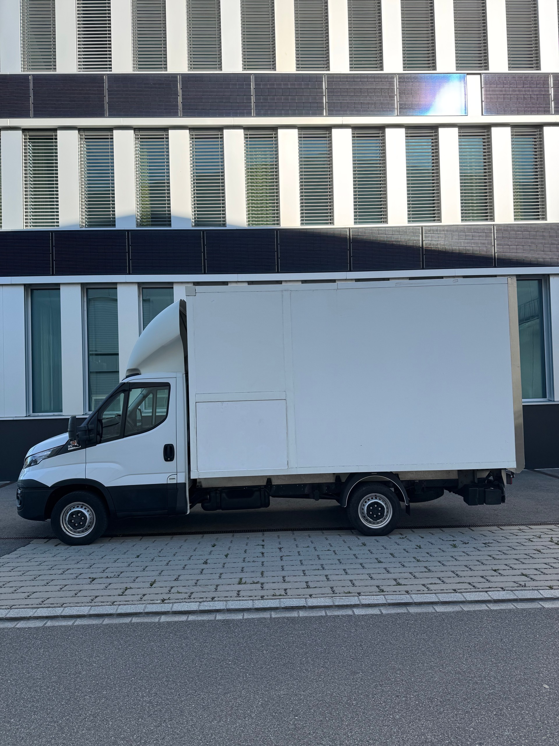 IVECO 33 S 14 A8-image-1