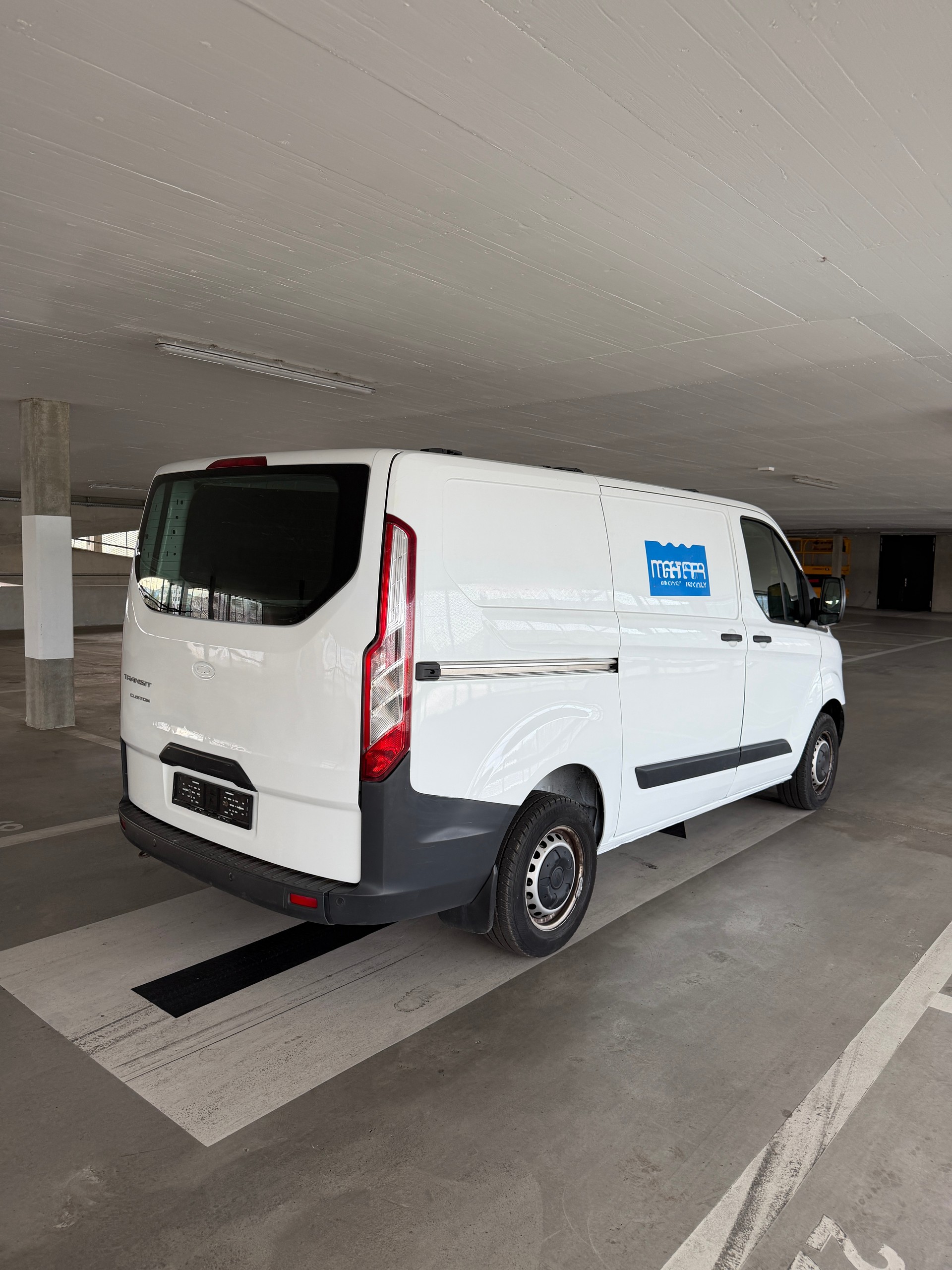 FORD Transit Custom Van 270 L1H1 Expertise 17/09/2026 - 93.000 Kilometres-image-2