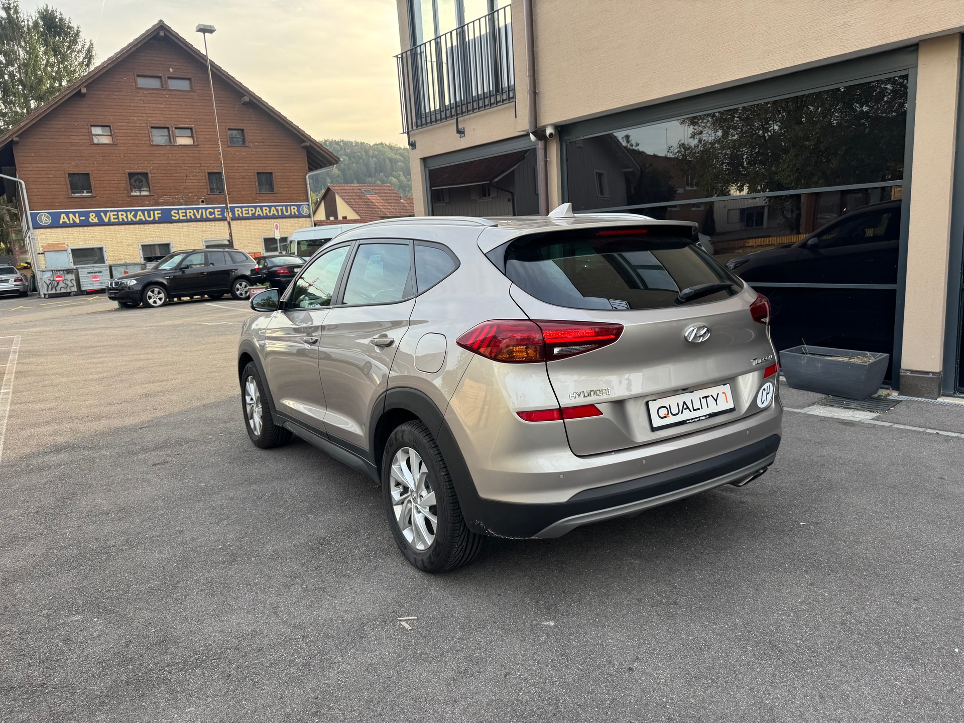 HYUNDAI Tucson 1.6 CRDI Amplia DCT-image-5