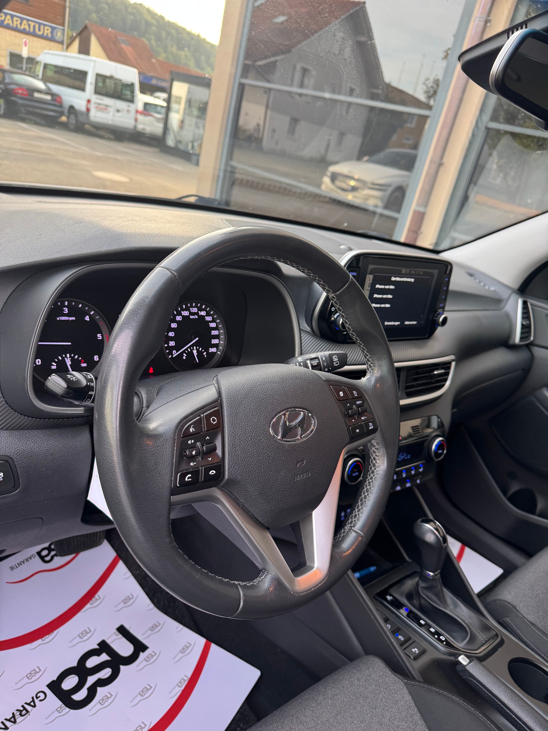 HYUNDAI Tucson 1.6 CRDI Amplia DCT-image-13