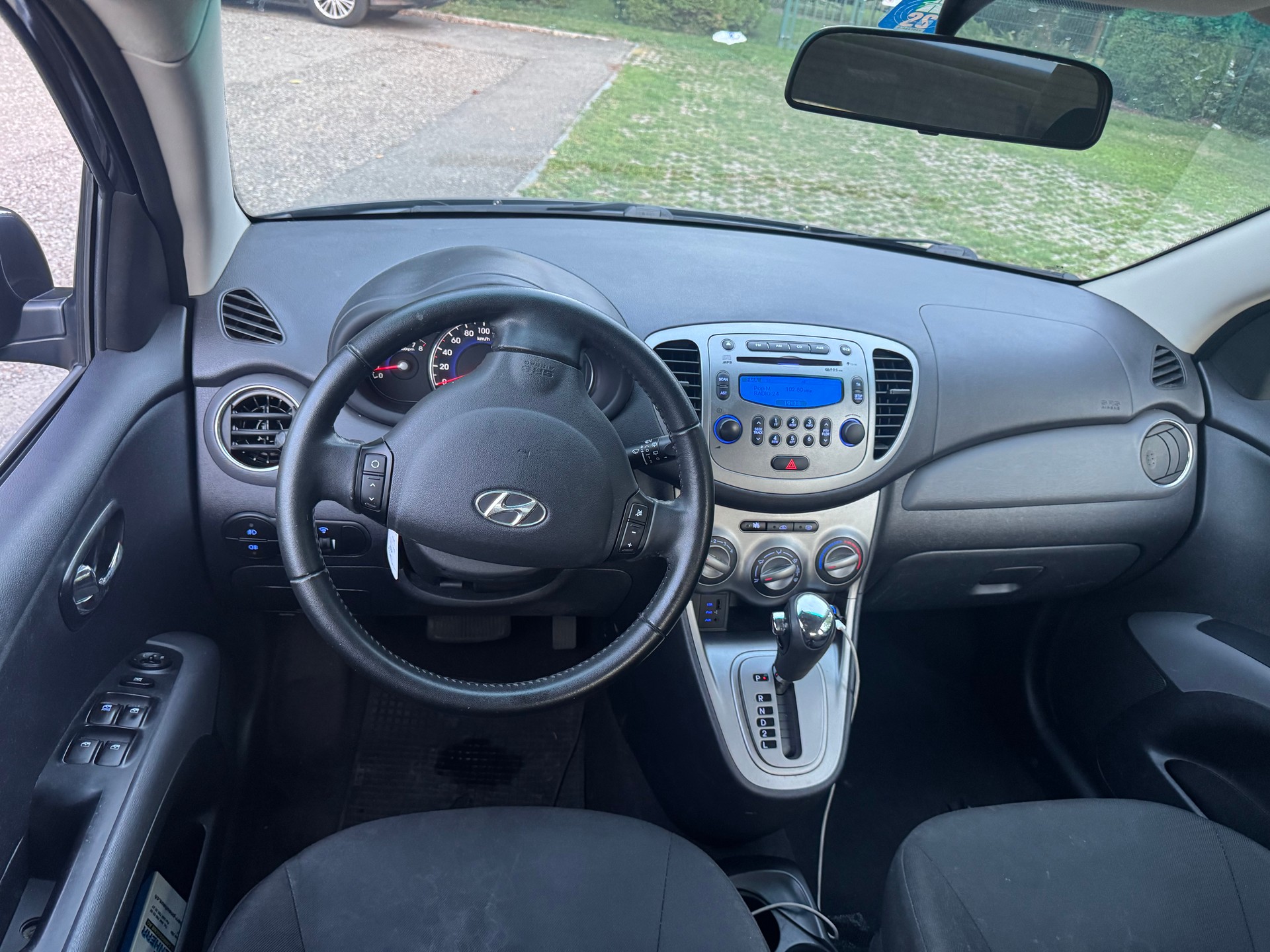 HYUNDAI 1.2 Style-image-2