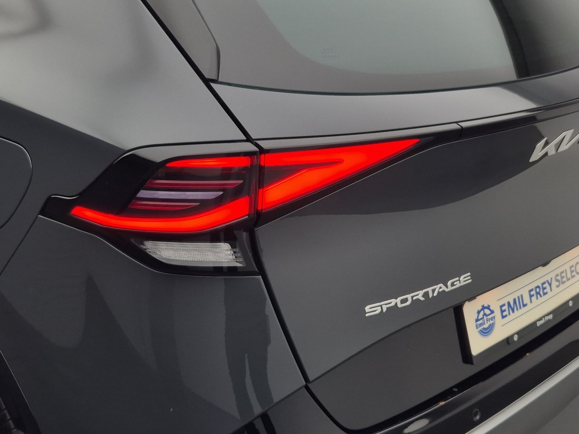 KIA Sportage 1.6 T-GDi PHEV Style-image-18