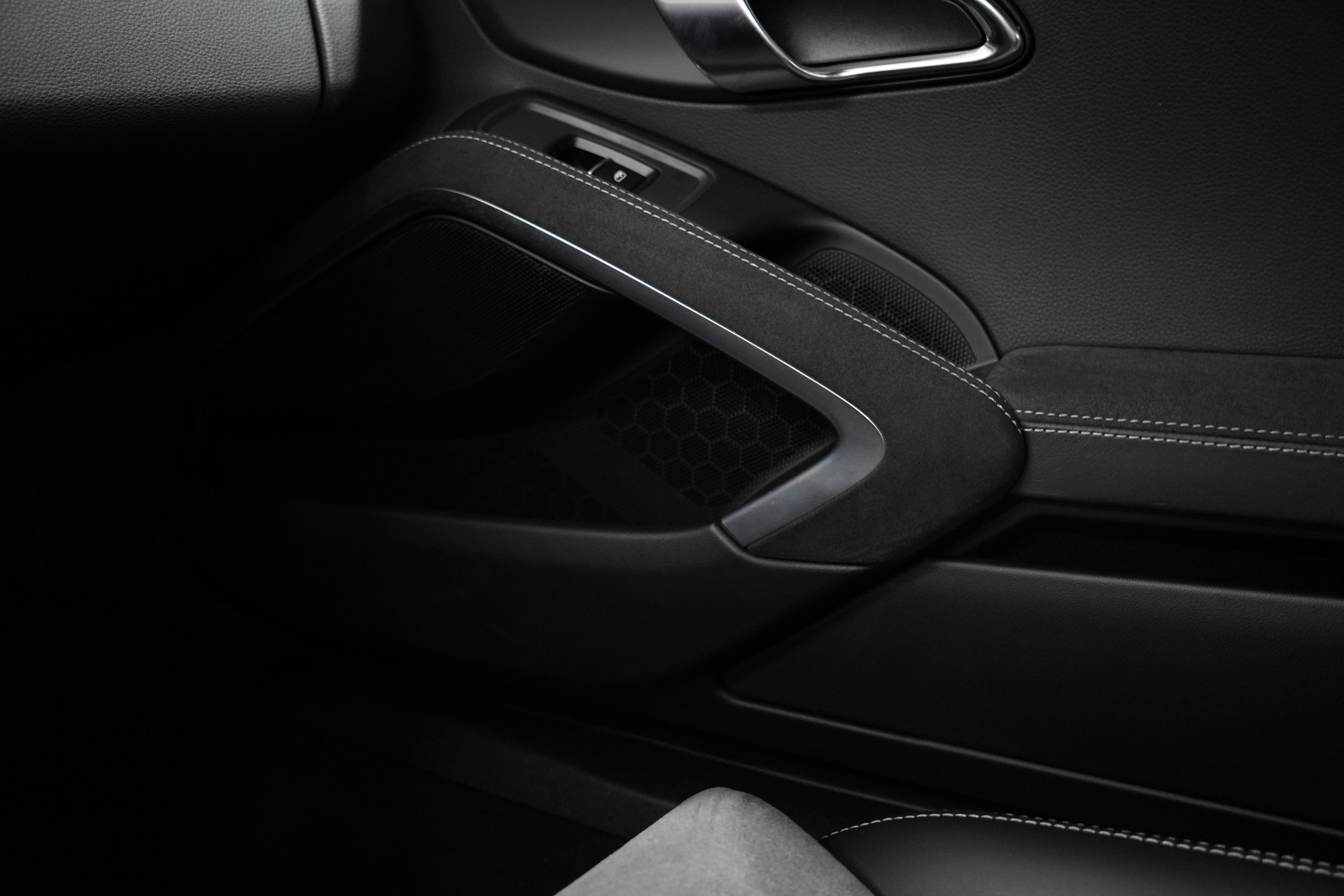 PORSCHE 911 GT3 PDK-image-21