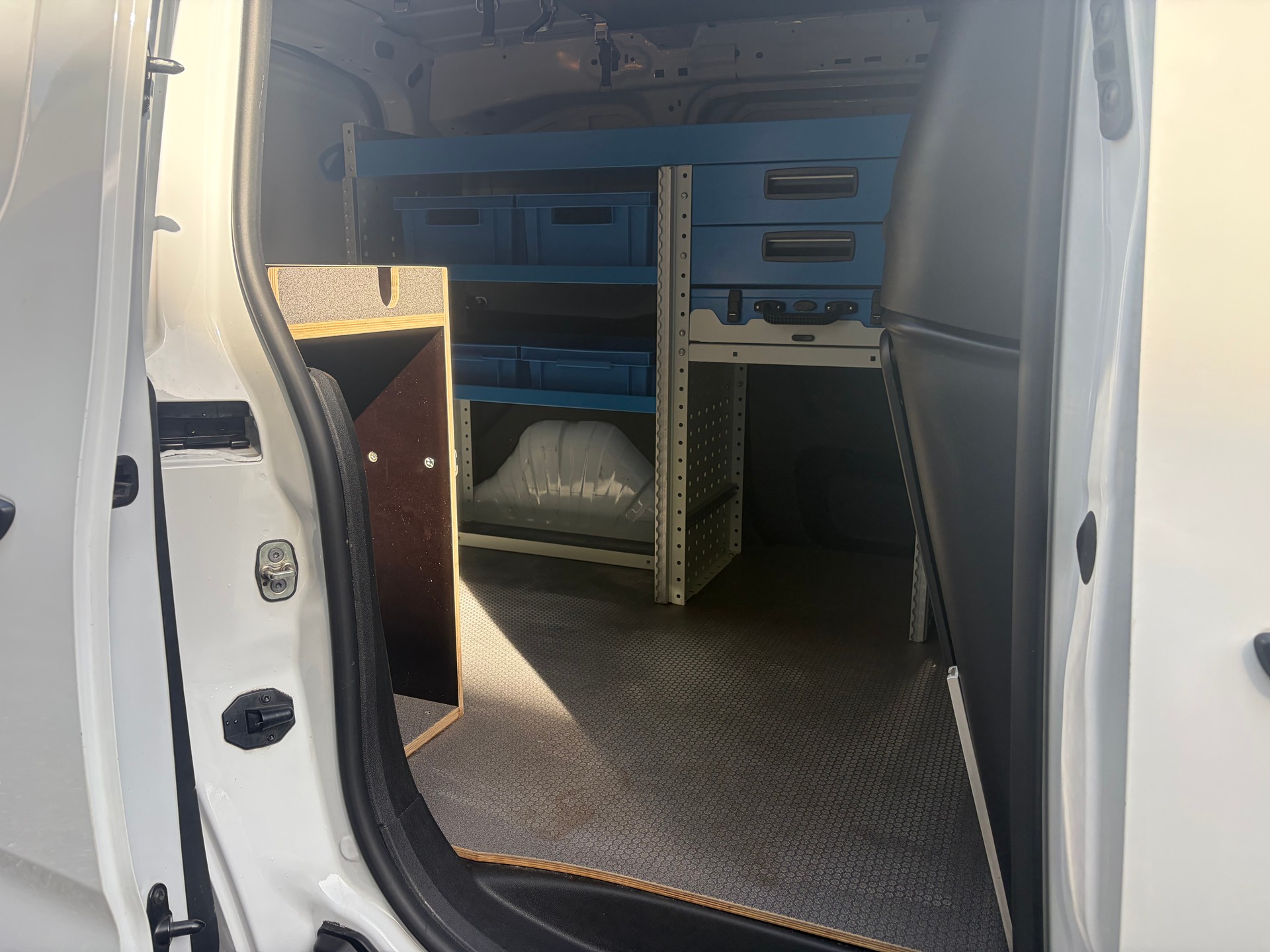 CITROEN Berlingo Van 1.5 Blue HDi 130 s/s Club EAT8 1000kg-image-11