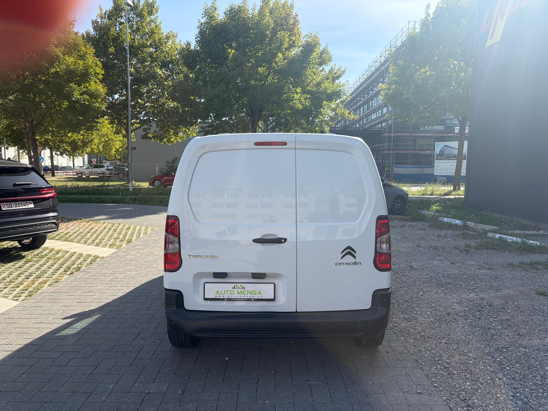 CITROEN Berlingo Van 1.5 Blue HDi 130 s/s Club EAT8 1000kg-image-5