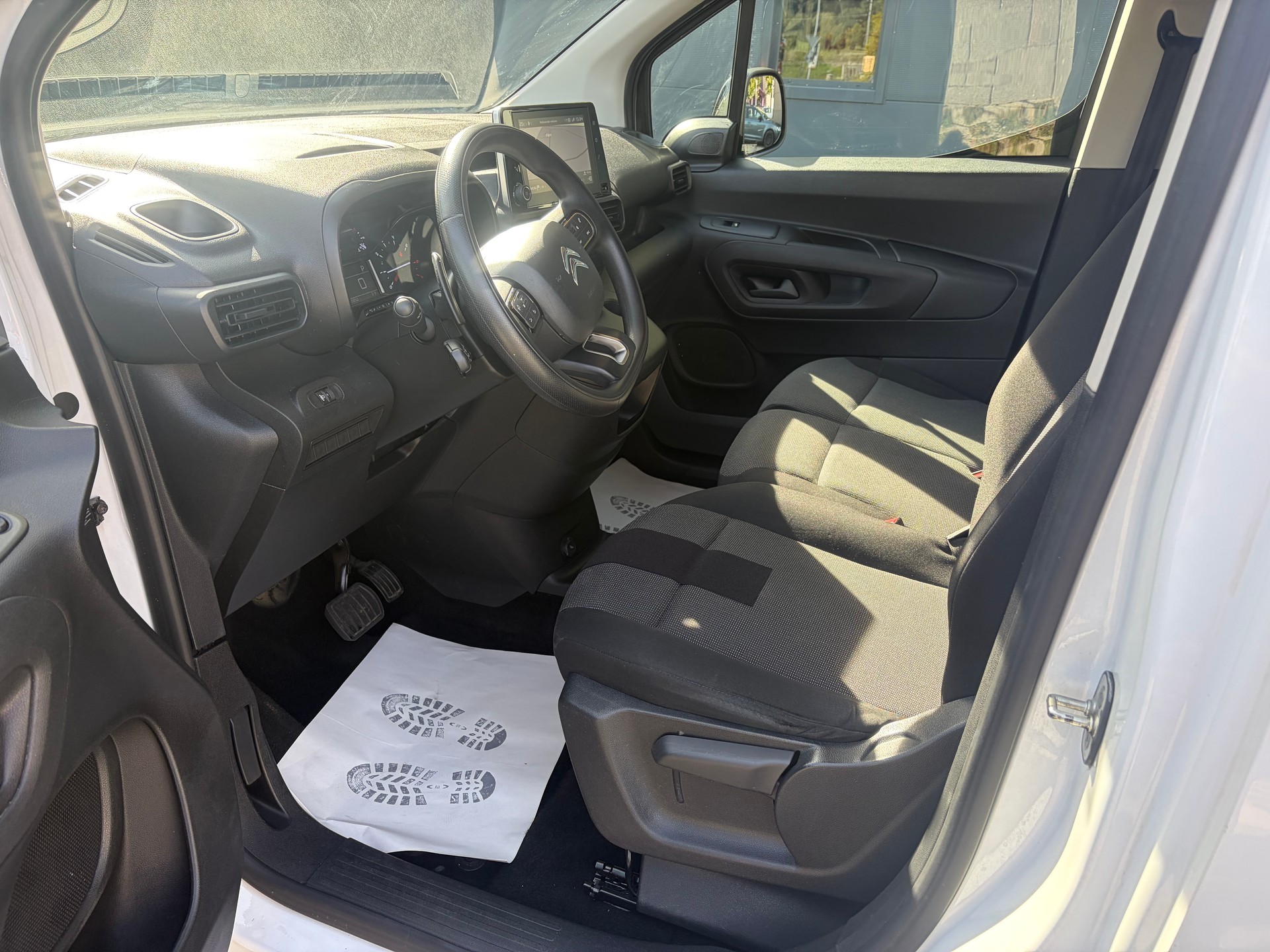 CITROEN Berlingo Van 1.5 Blue HDi 130 s/s Club EAT8 1000kg-image-8