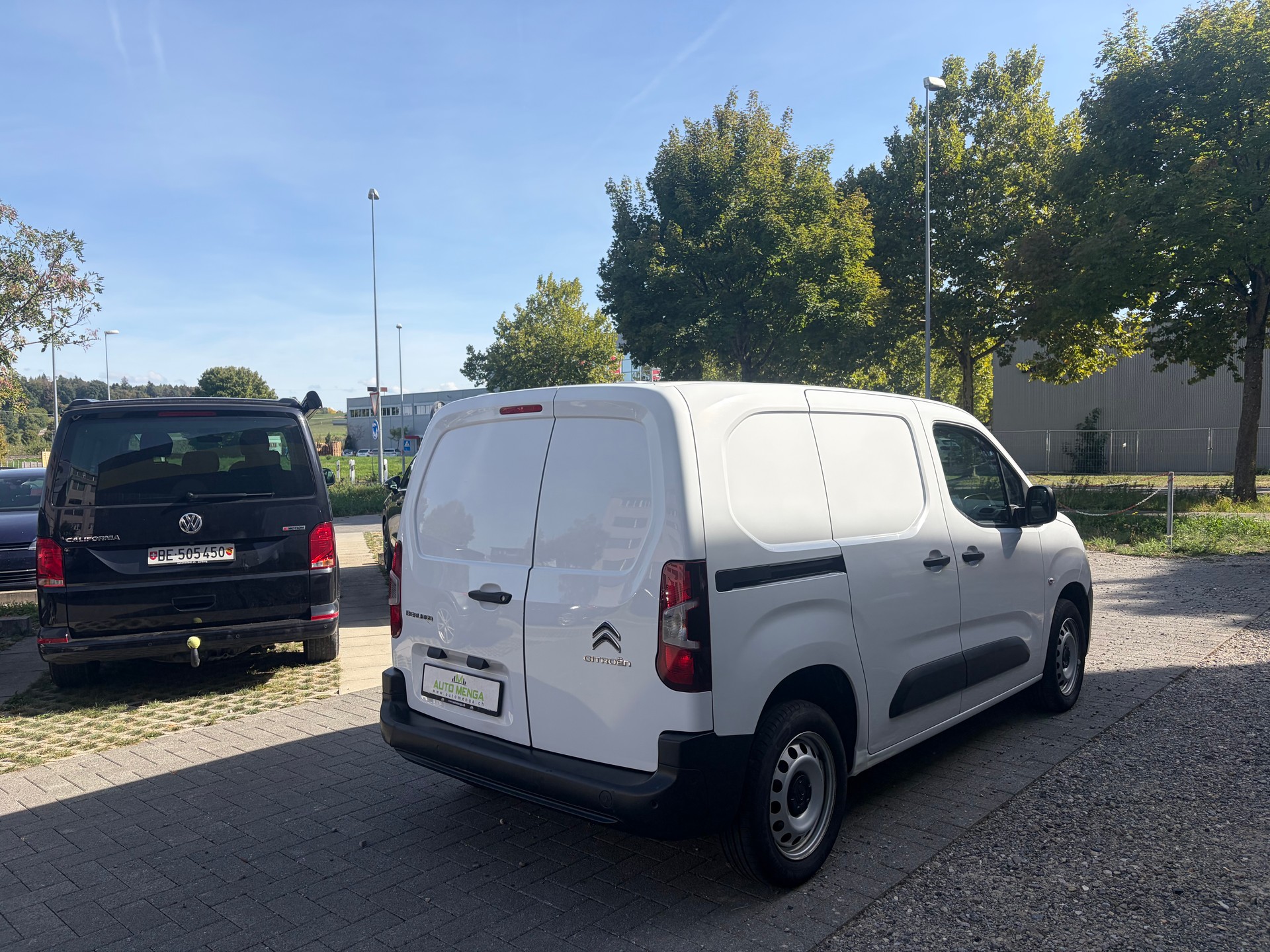 CITROEN Berlingo Van 1.5 Blue HDi 130 s/s Club EAT8 1000kg-image-4