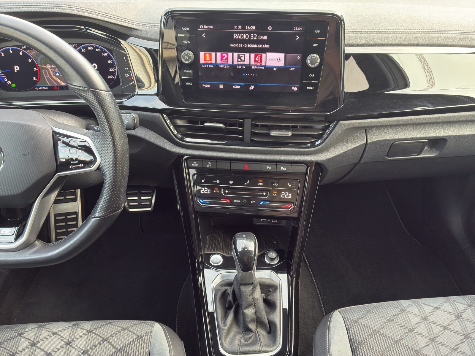 VW T-Roc 1.5 TSI EVO R-Line DSG-image-10