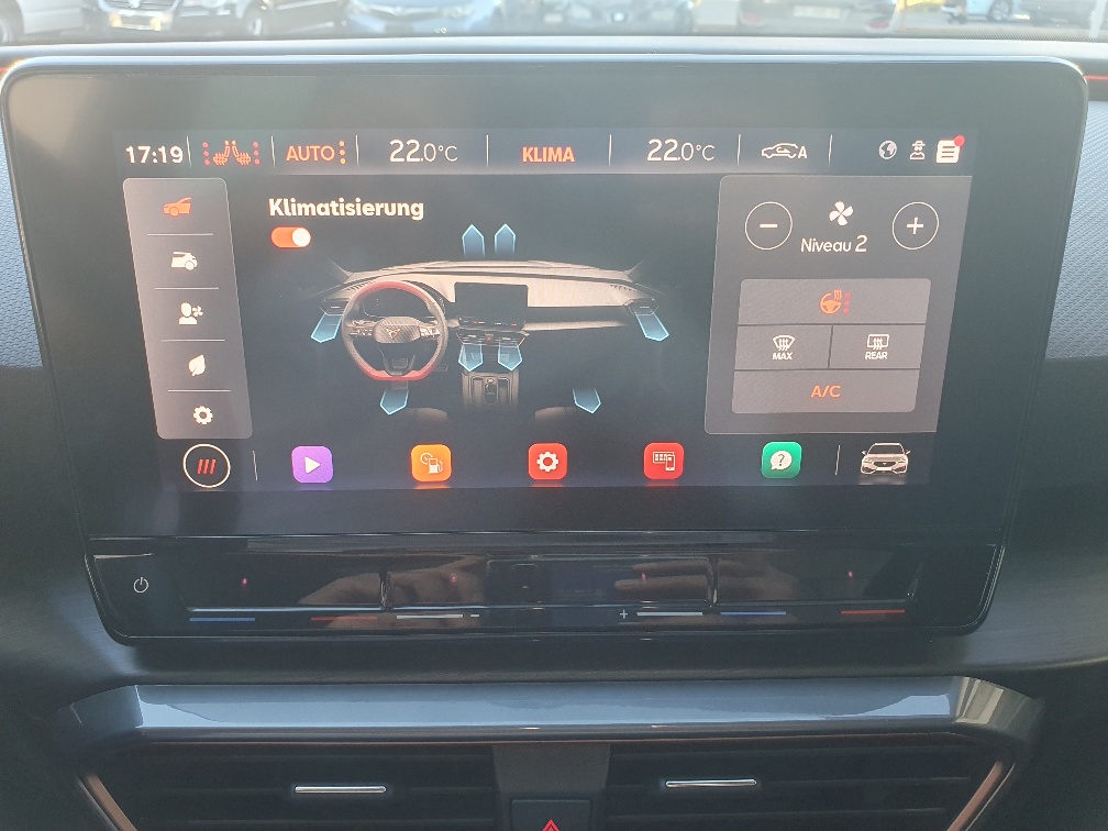 CUPRA LEON ST 1.4 e-HYBRID pHEV DSG-image-19
