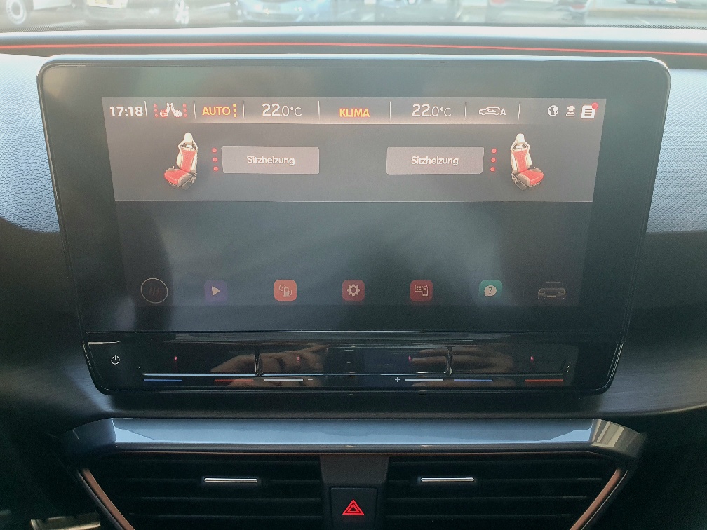 CUPRA LEON ST 1.4 e-HYBRID pHEV DSG-image-18