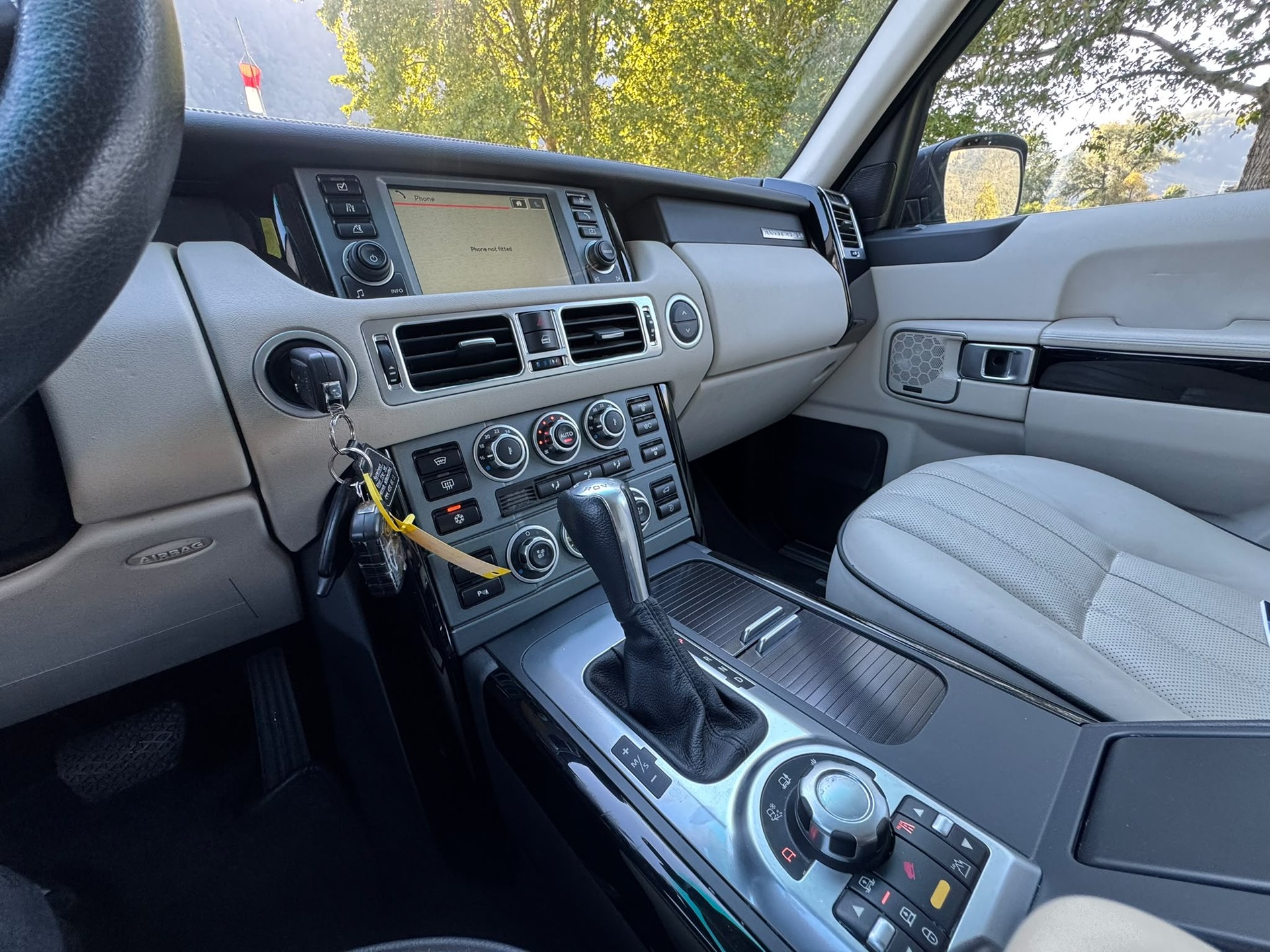 LAND ROVER Range Rover 3.6 d Vogue Automatic-image-21
