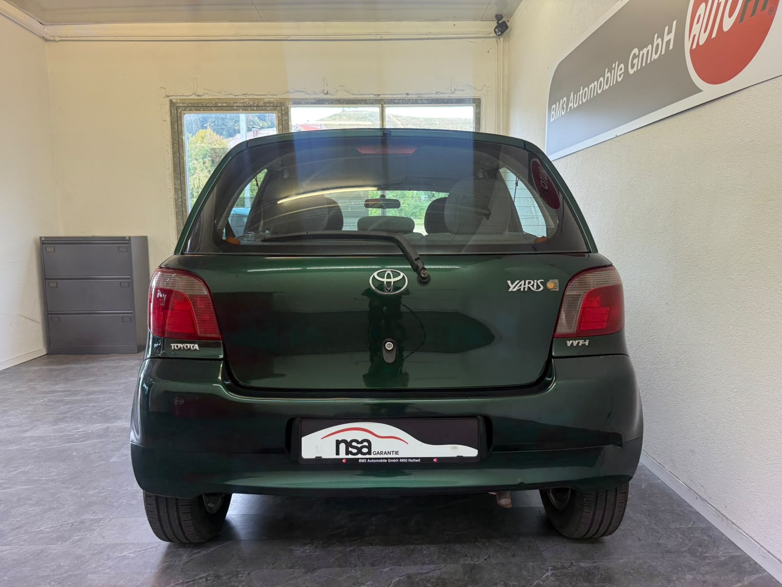 TOYOTA Yaris 1.3 Linea Sol-image-3