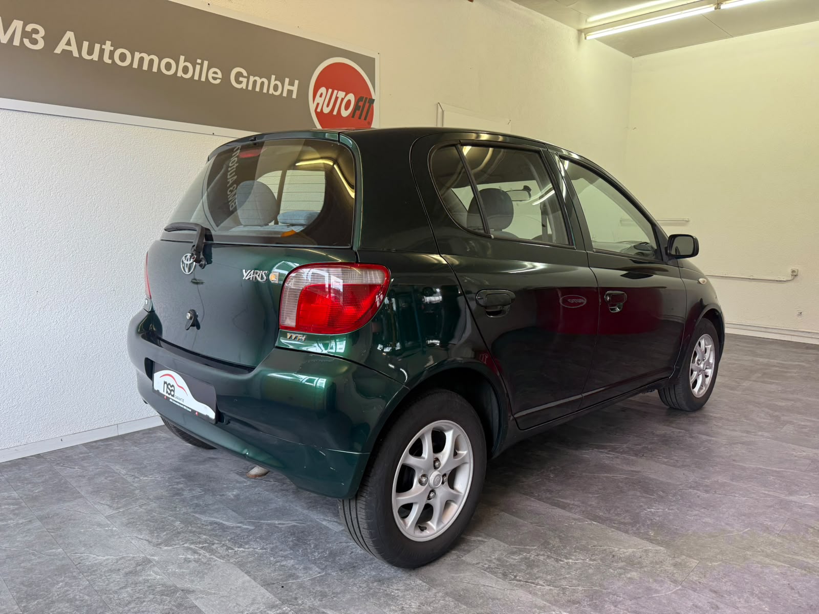 TOYOTA Yaris 1.3 Linea Sol-image-5