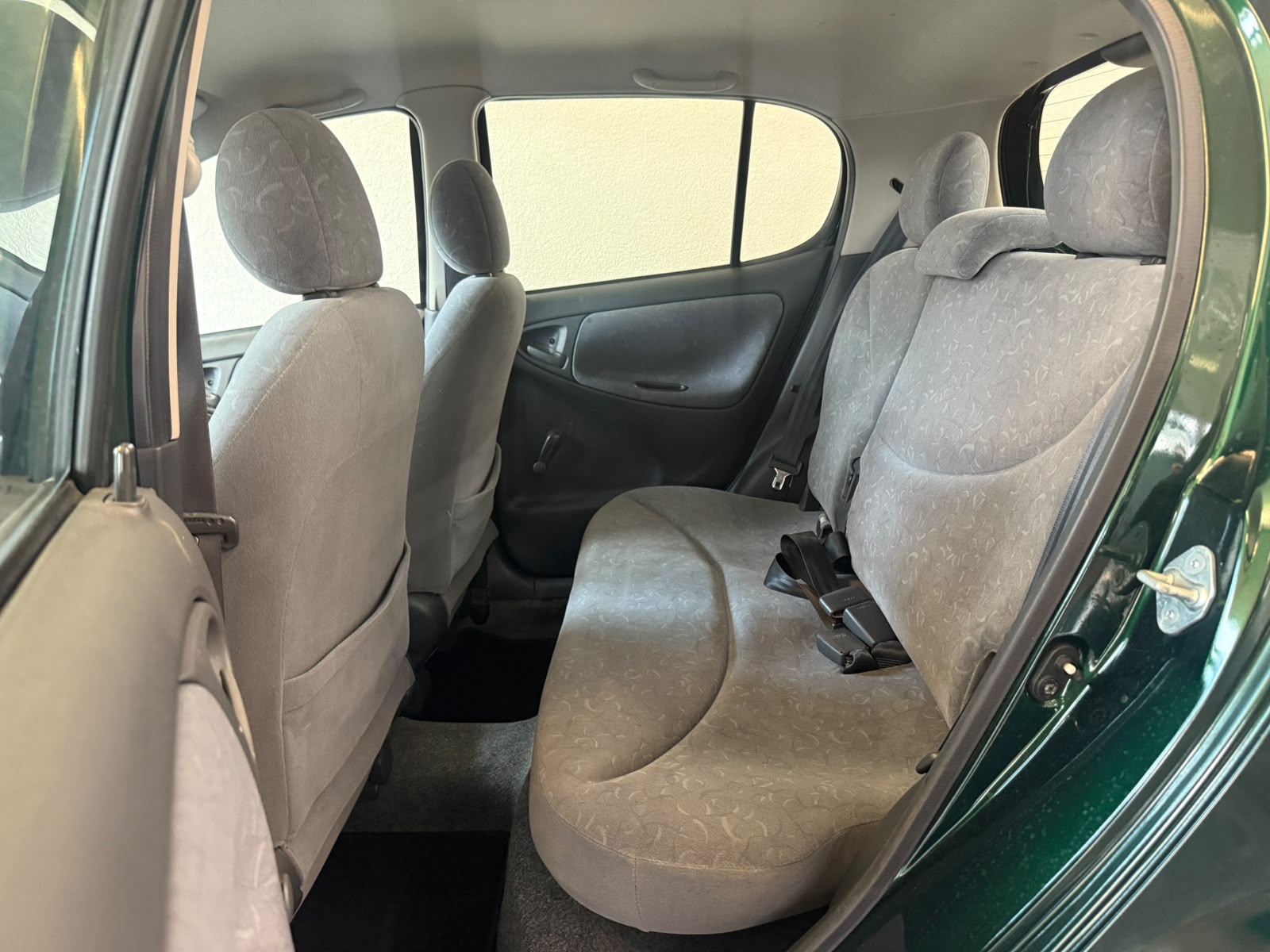 TOYOTA Yaris 1.3 Linea Sol-image-9