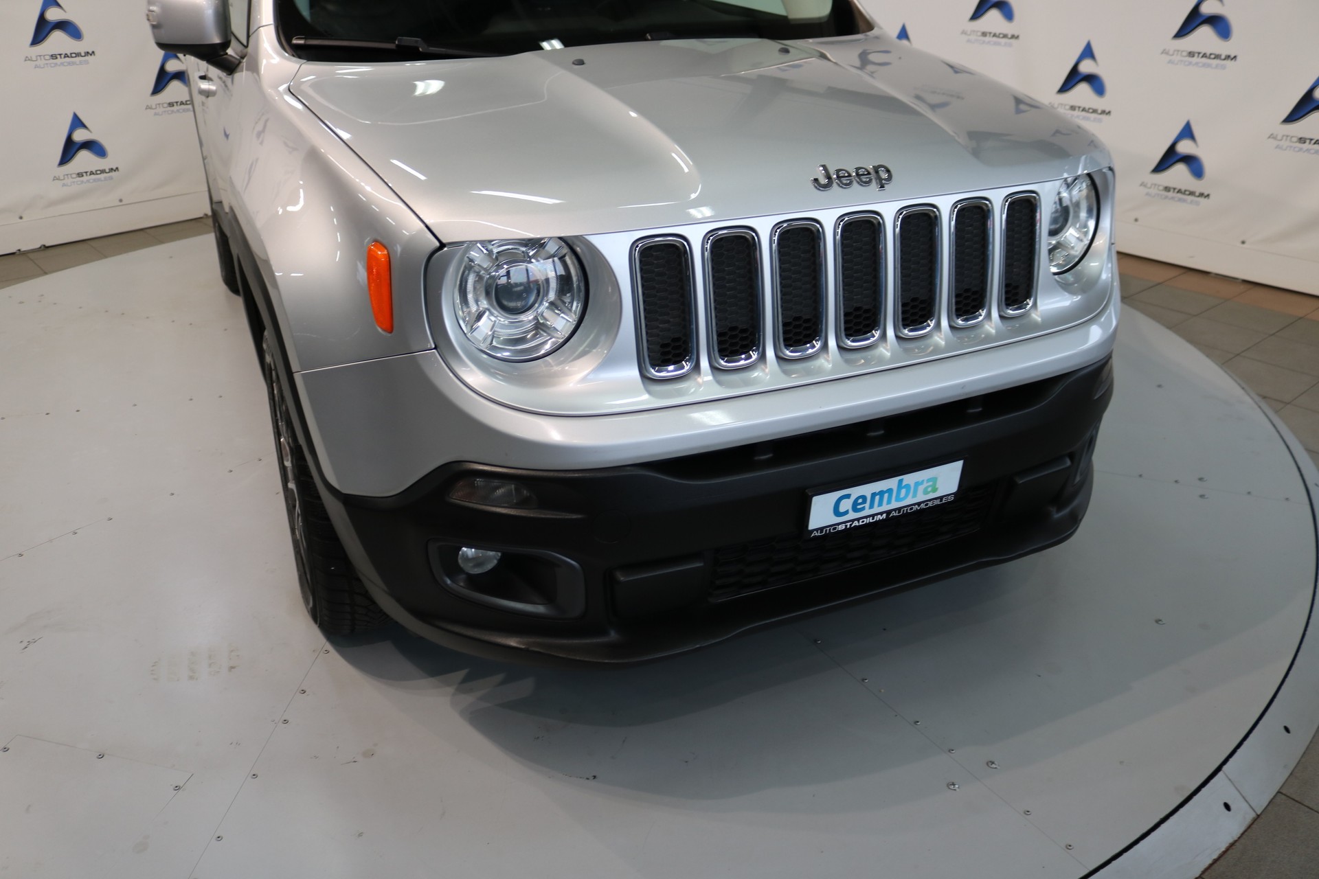 JEEP Renegade 2.0 CRD Limited AWD + Low Range 9ATX-image-28
