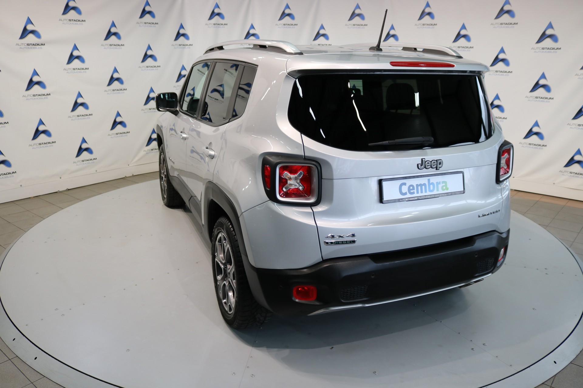 JEEP Renegade 2.0 CRD Limited AWD + Low Range 9ATX-image-19