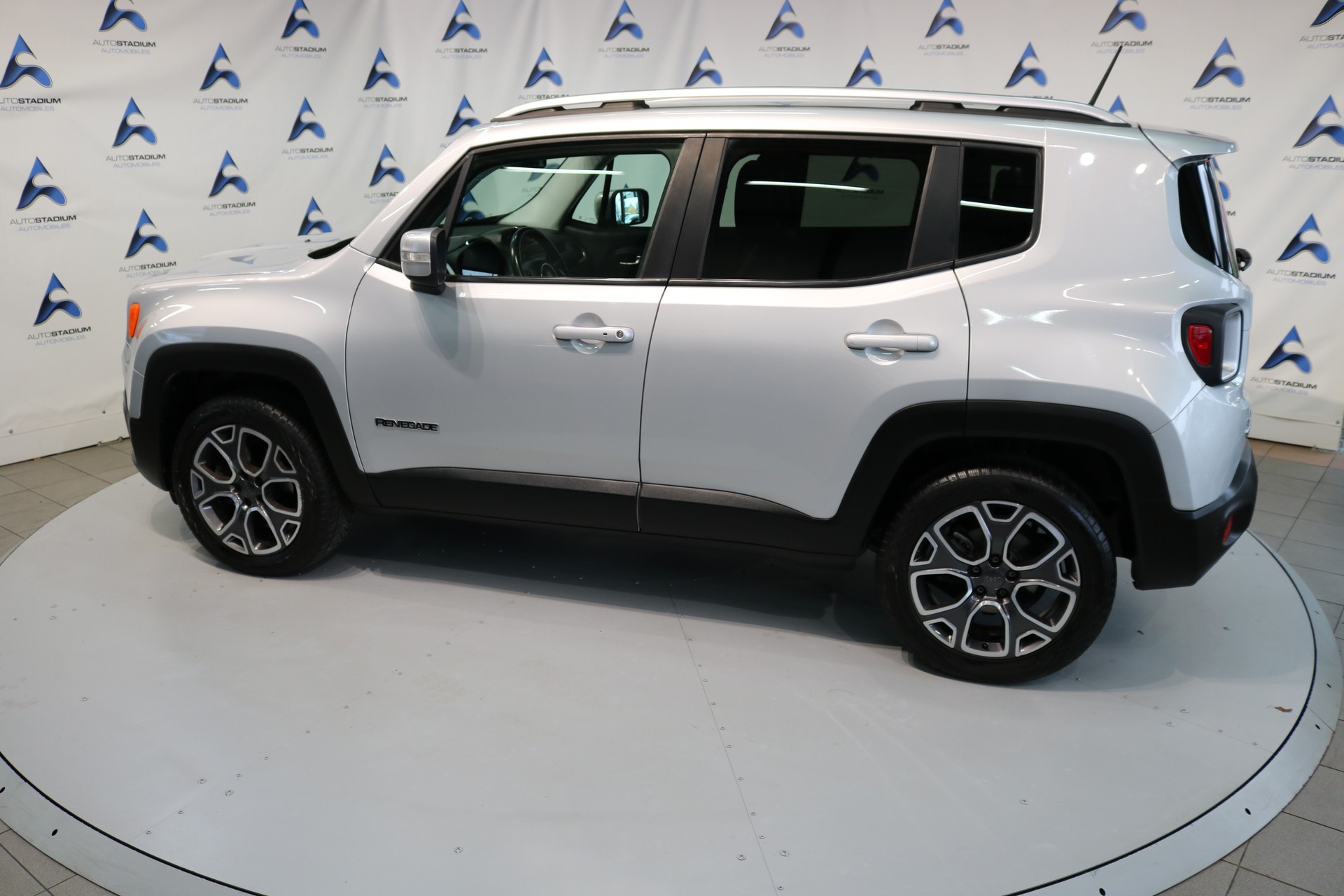 JEEP Renegade 2.0 CRD Limited AWD + Low Range 9ATX-image-16