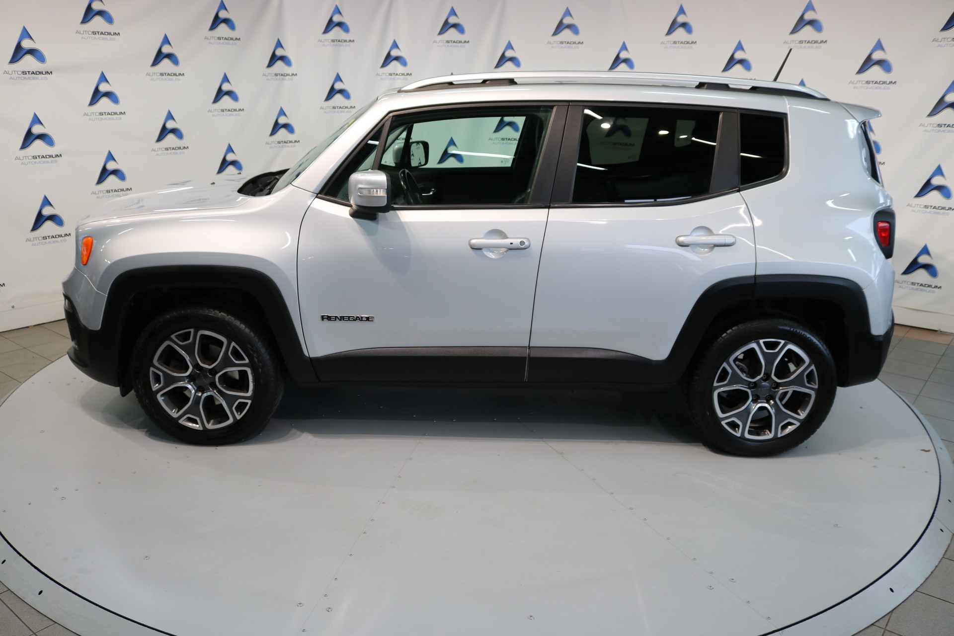 JEEP Renegade 2.0 CRD Limited AWD + Low Range 9ATX-image-15