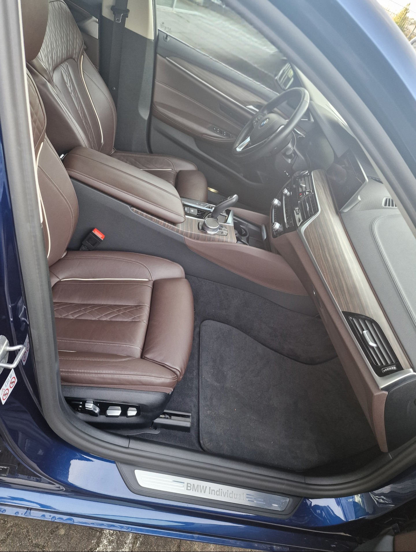 BMW 530d xDrive-image-2