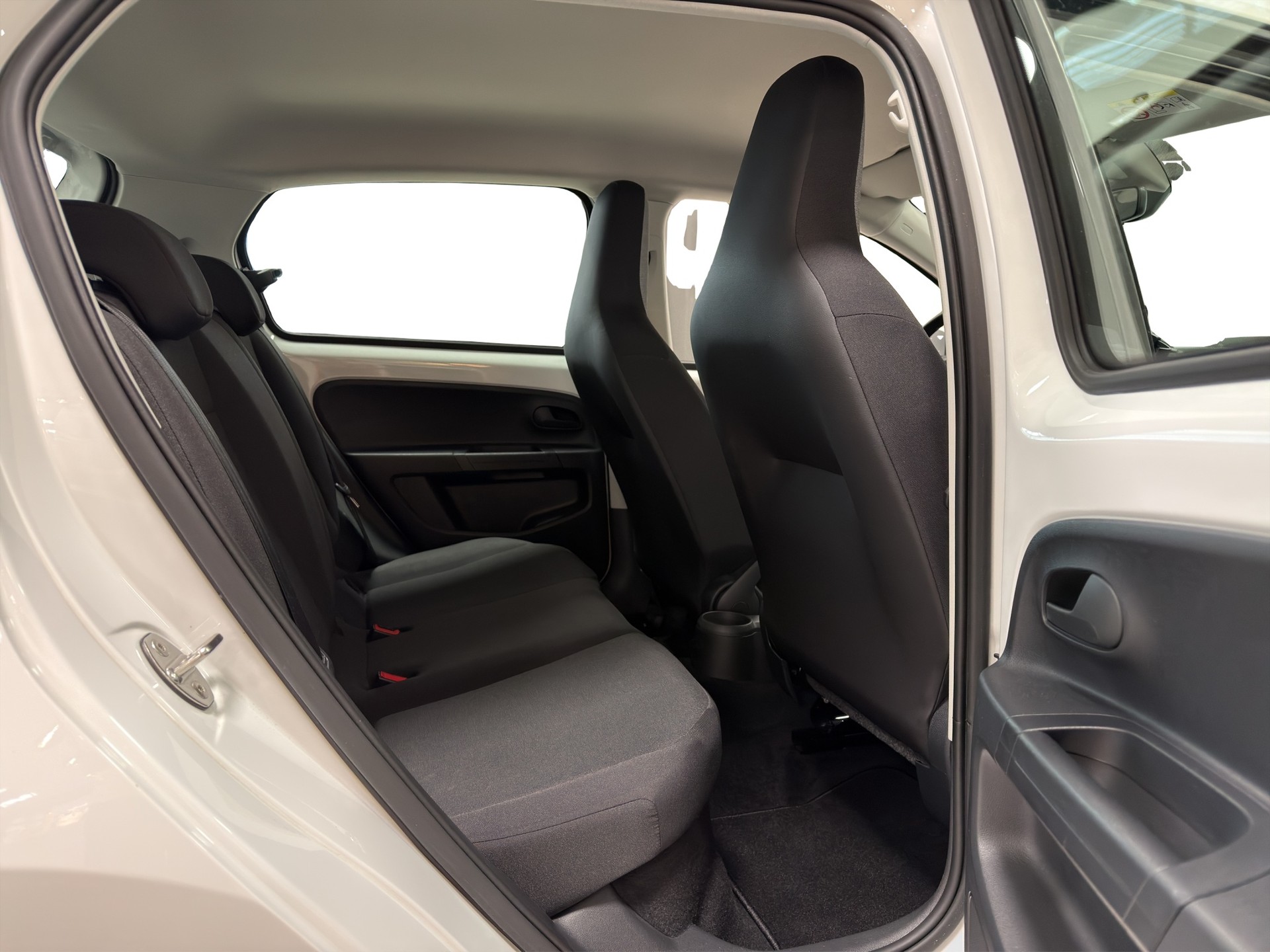 VW e-Up-image-9