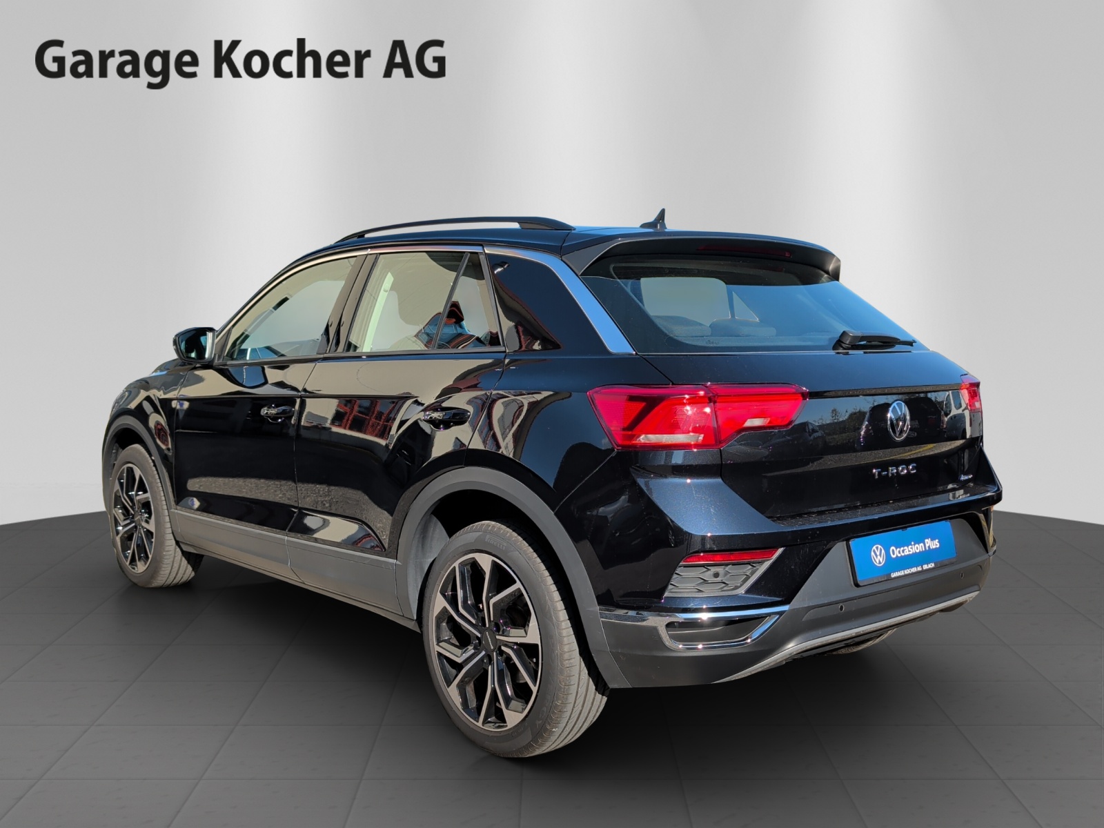 VW T-Roc 2.0 TSI Advance DSG 4Motion-image-4