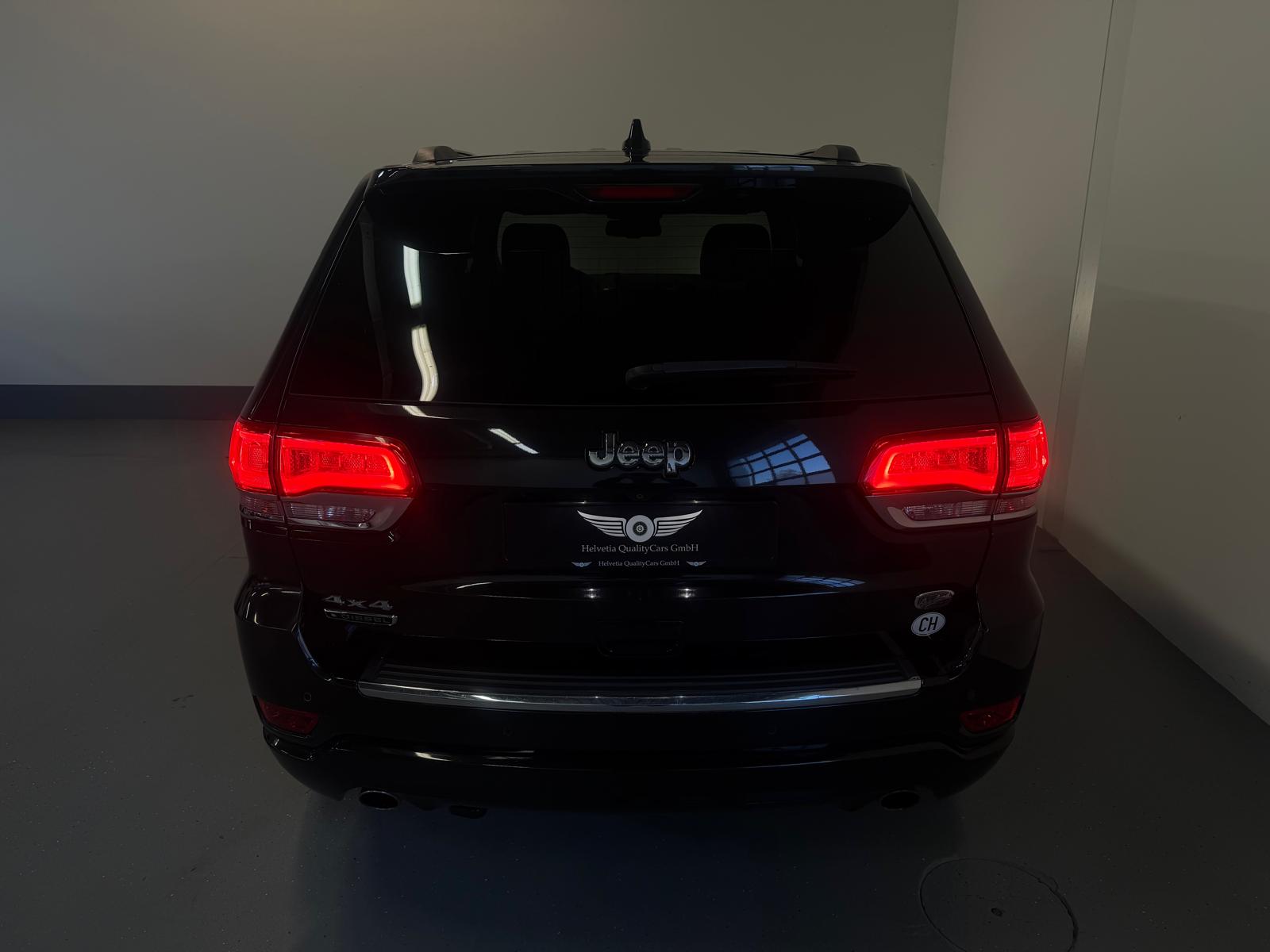 JEEP Grand Cherokee 3.0 CRD Overland Automatic-image-16
