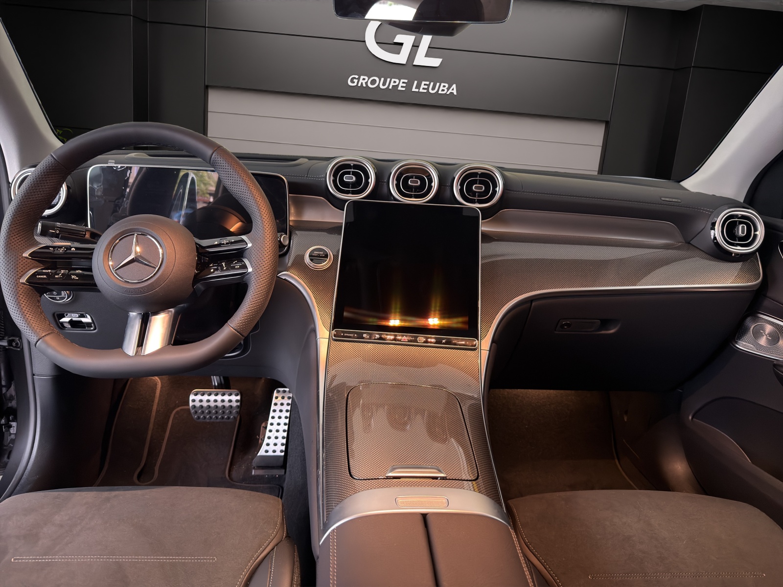 MERCEDES-BENZ GLC Coupé 300 e 4Matic 9G-Tronic-image-11