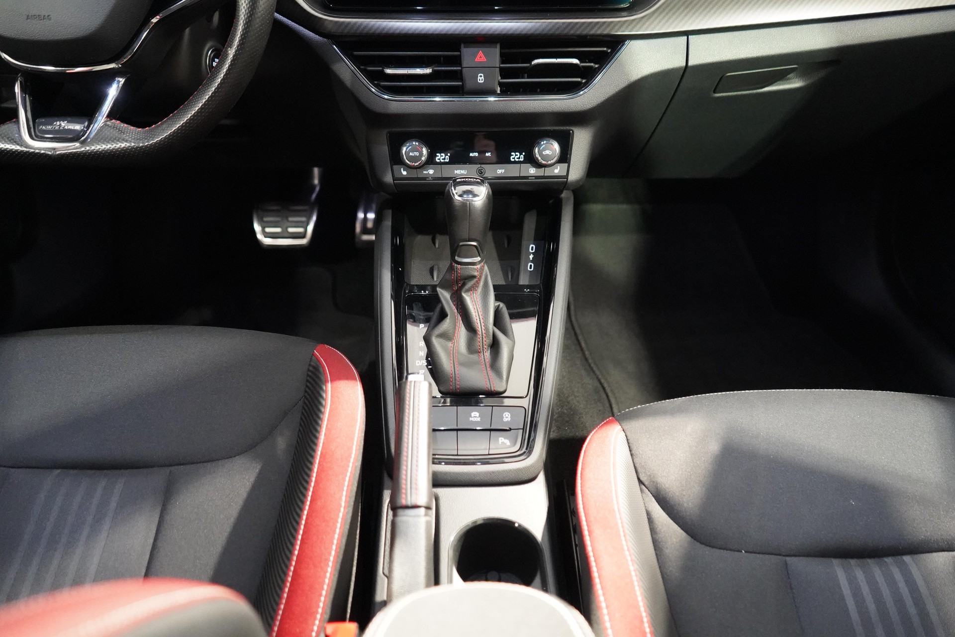 SKODA Scala 1.0 TSI 110 Monte Carlo DSG-image-12