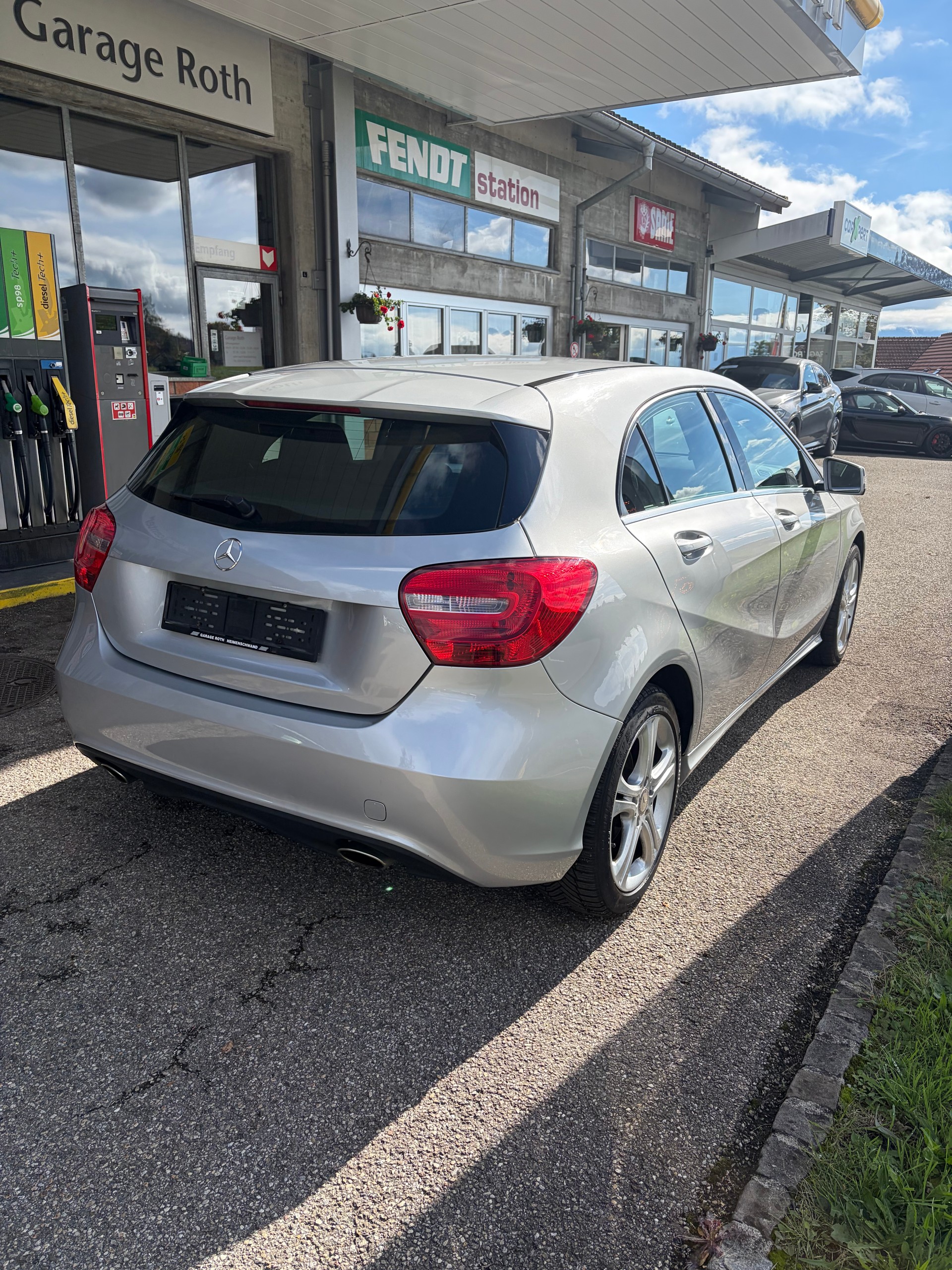 MERCEDES-BENZ A 200-image-1