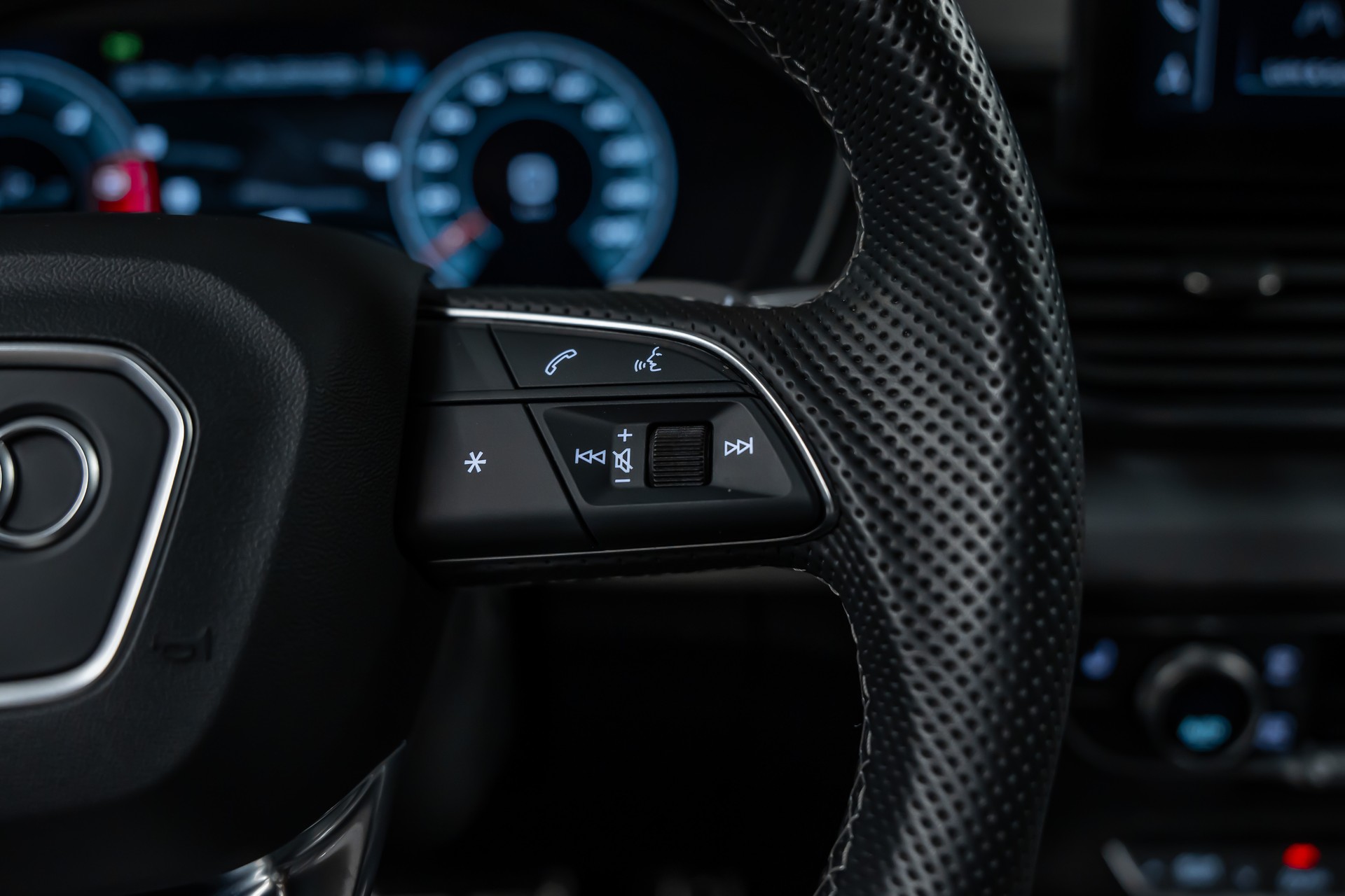 AUDI SQ5 TDI quattro tiptronic *Facelift*Matrix-LED*Fahrassist*R-Kamera*-image-20