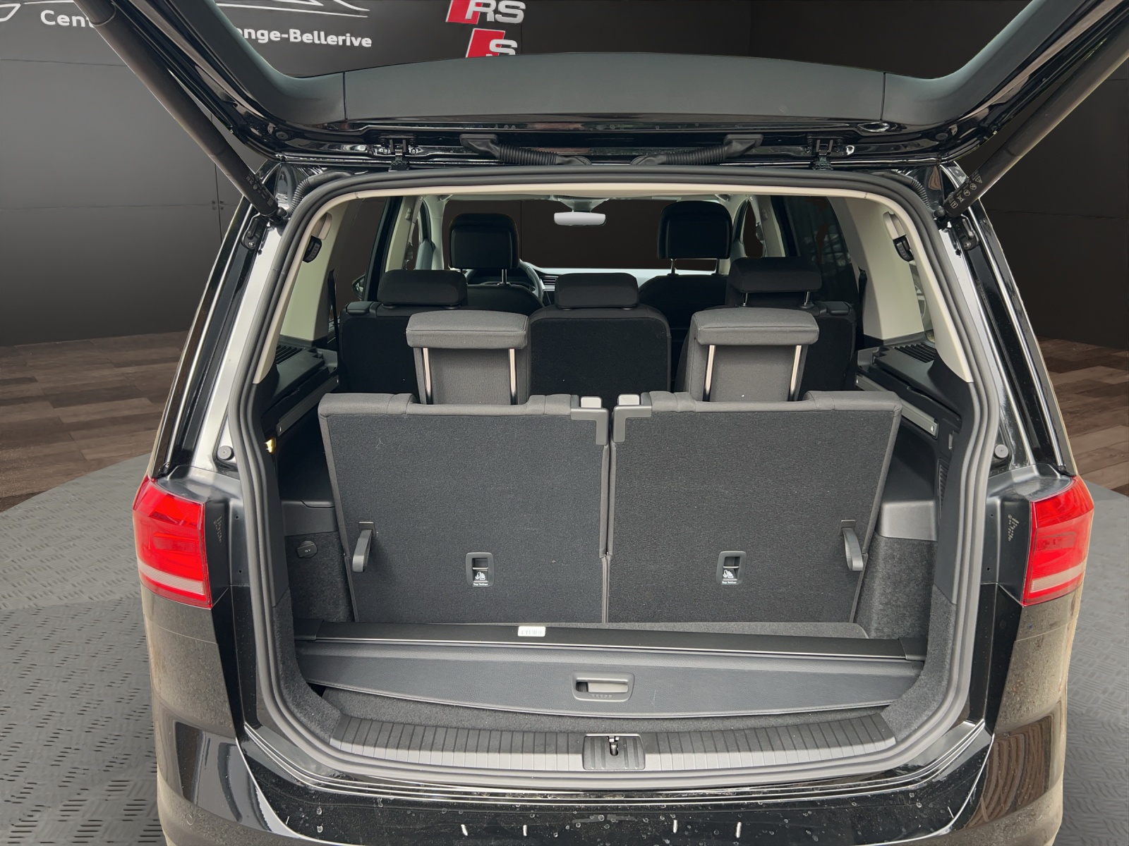 VW Touran 1.5 TSI EVO Highline DSG-image-17