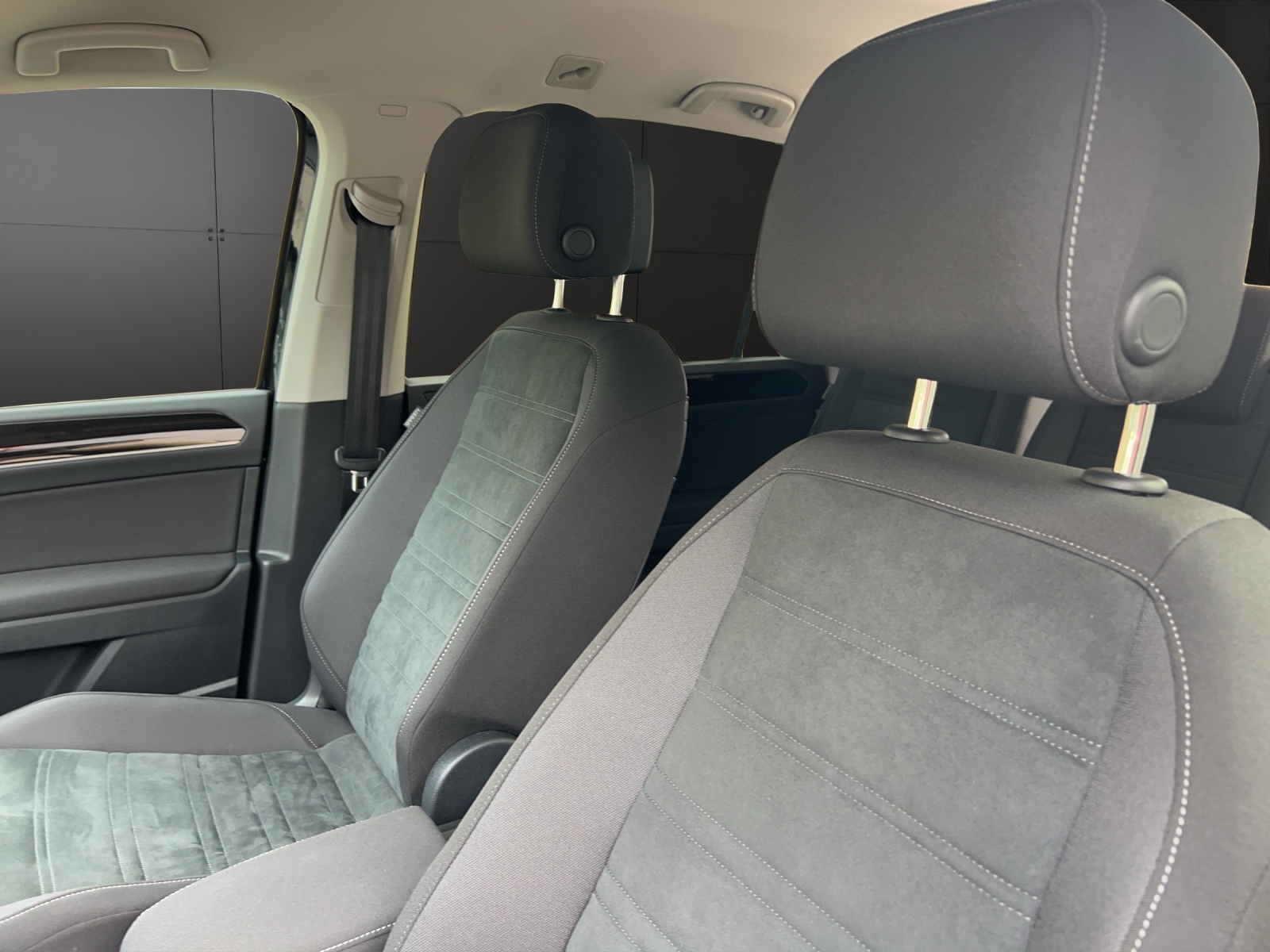 VW Touran 1.5 TSI EVO Highline DSG-image-21