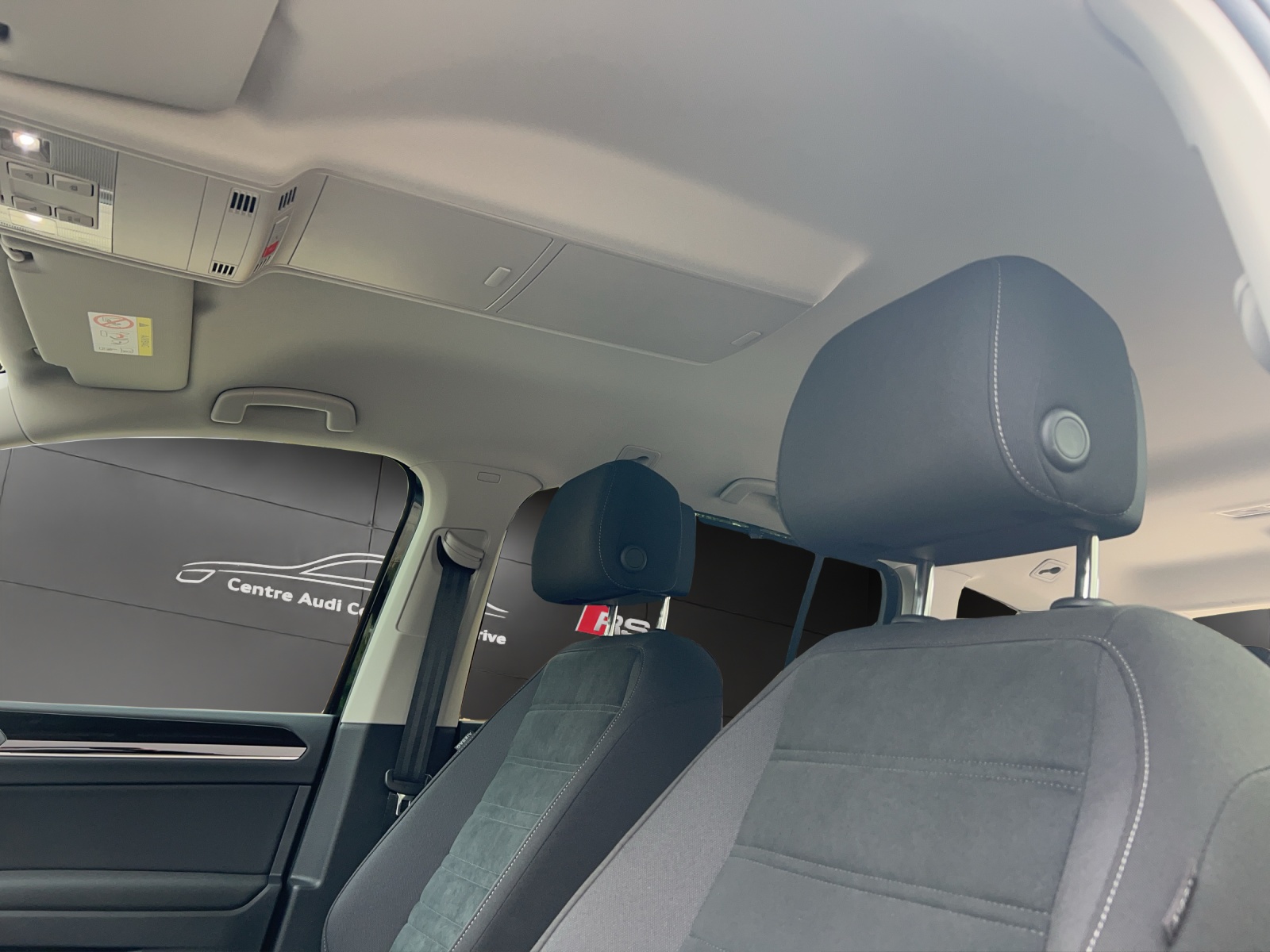 VW Touran 1.5 TSI EVO Highline DSG-image-23