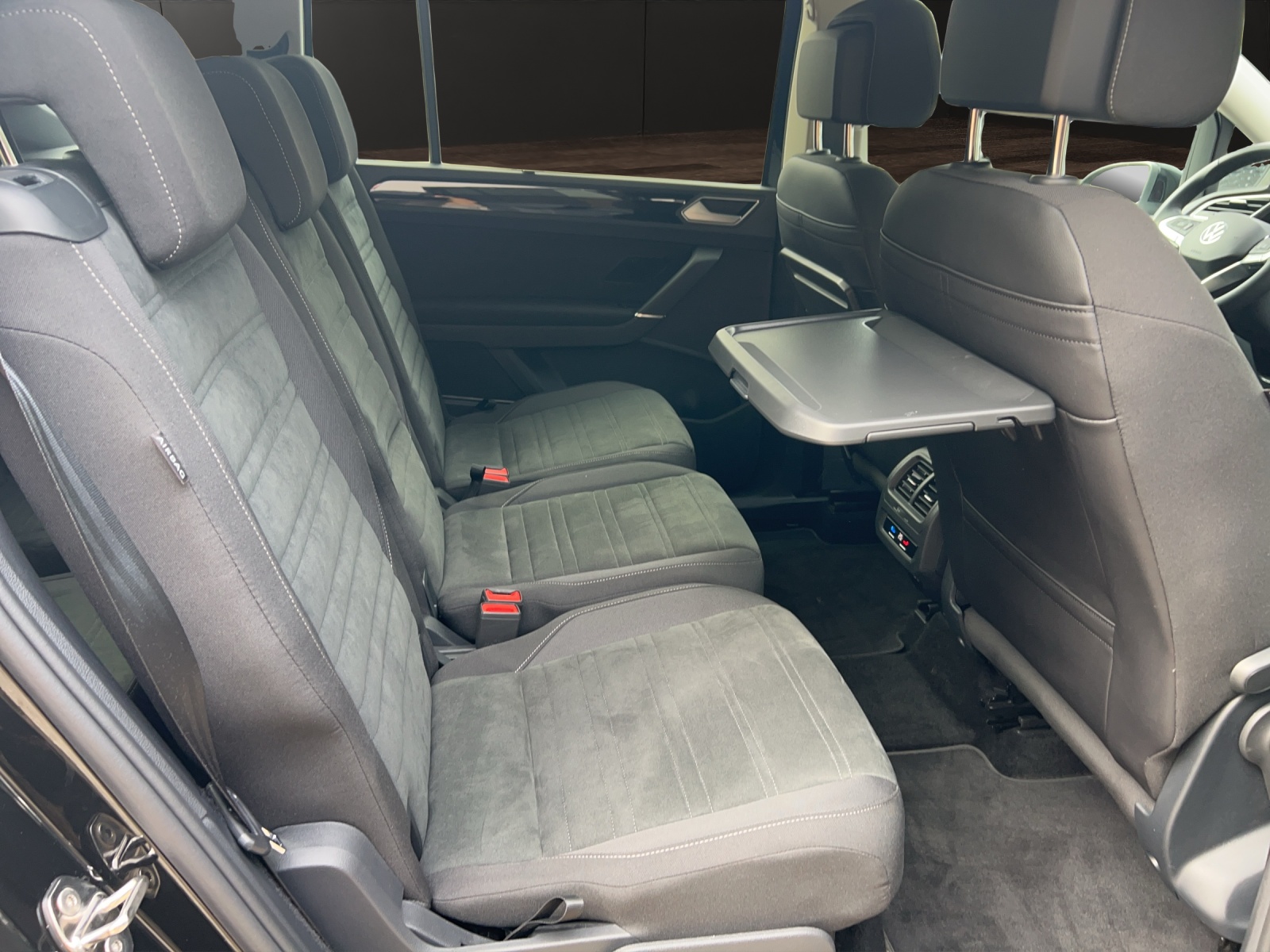 VW Touran 1.5 TSI EVO Highline DSG-image-16
