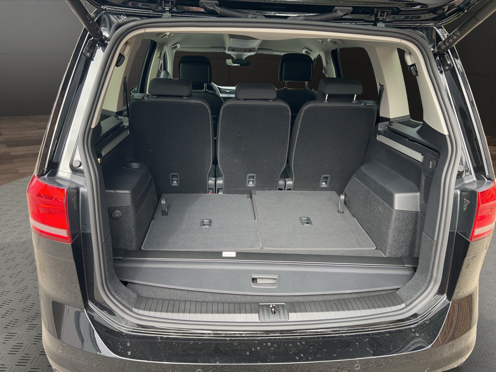 VW Touran 1.5 TSI EVO Highline DSG-image-18