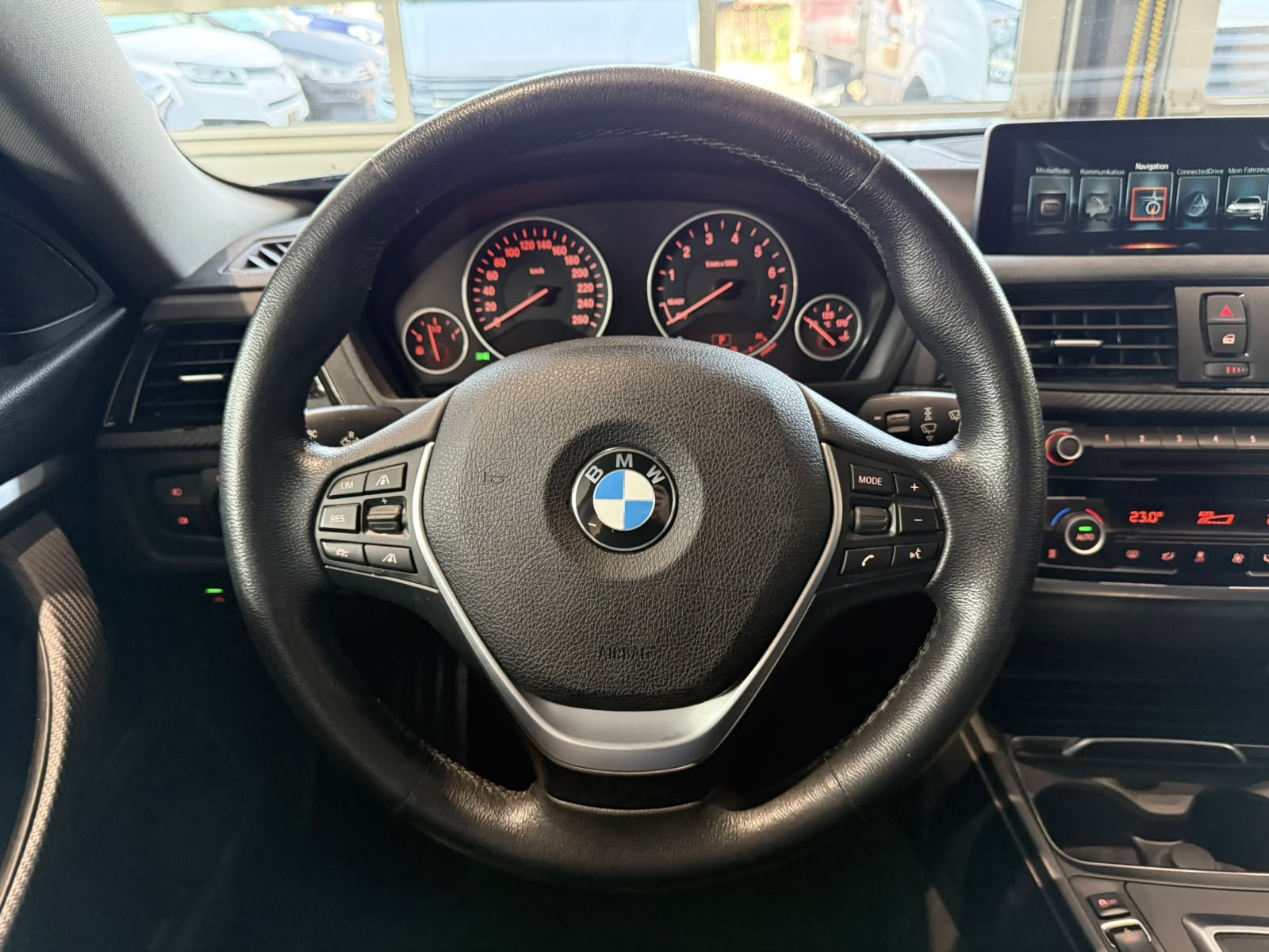 BMW 440i Gran Coupé xDrive Luxury Line Steptronic-image-12