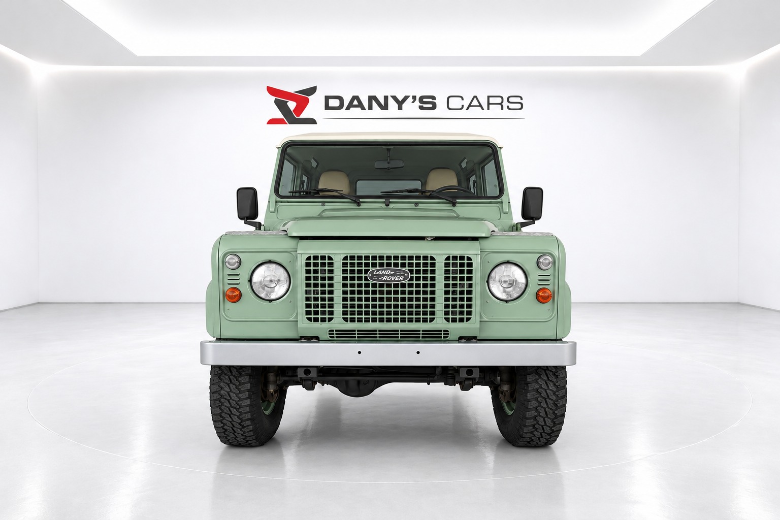 LAND ROVER Defender 110 2.2 TD4 SW Heritage-image-1