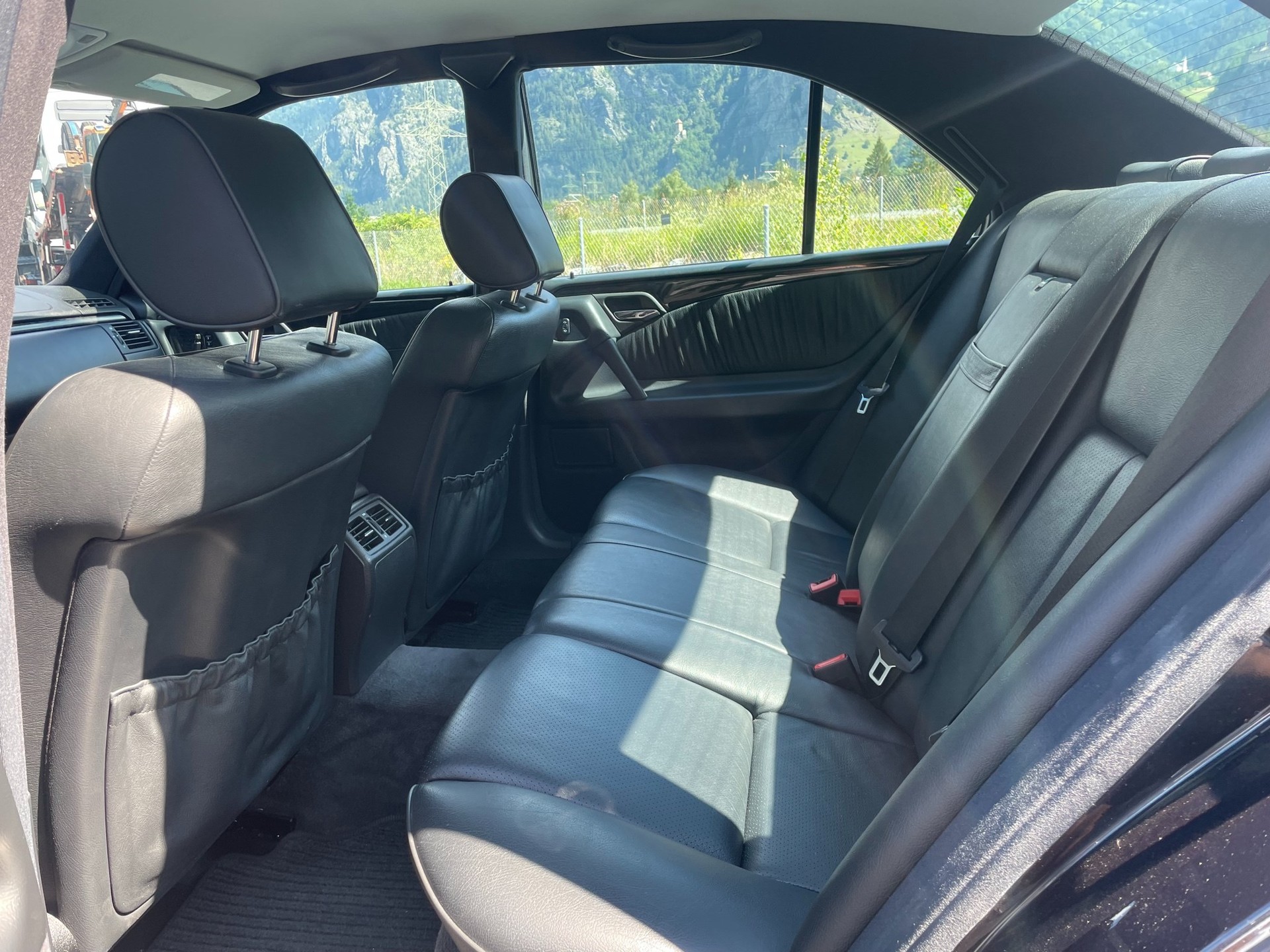 MERCEDES-BENZ E 430 Avantgarde Automatic-image-8