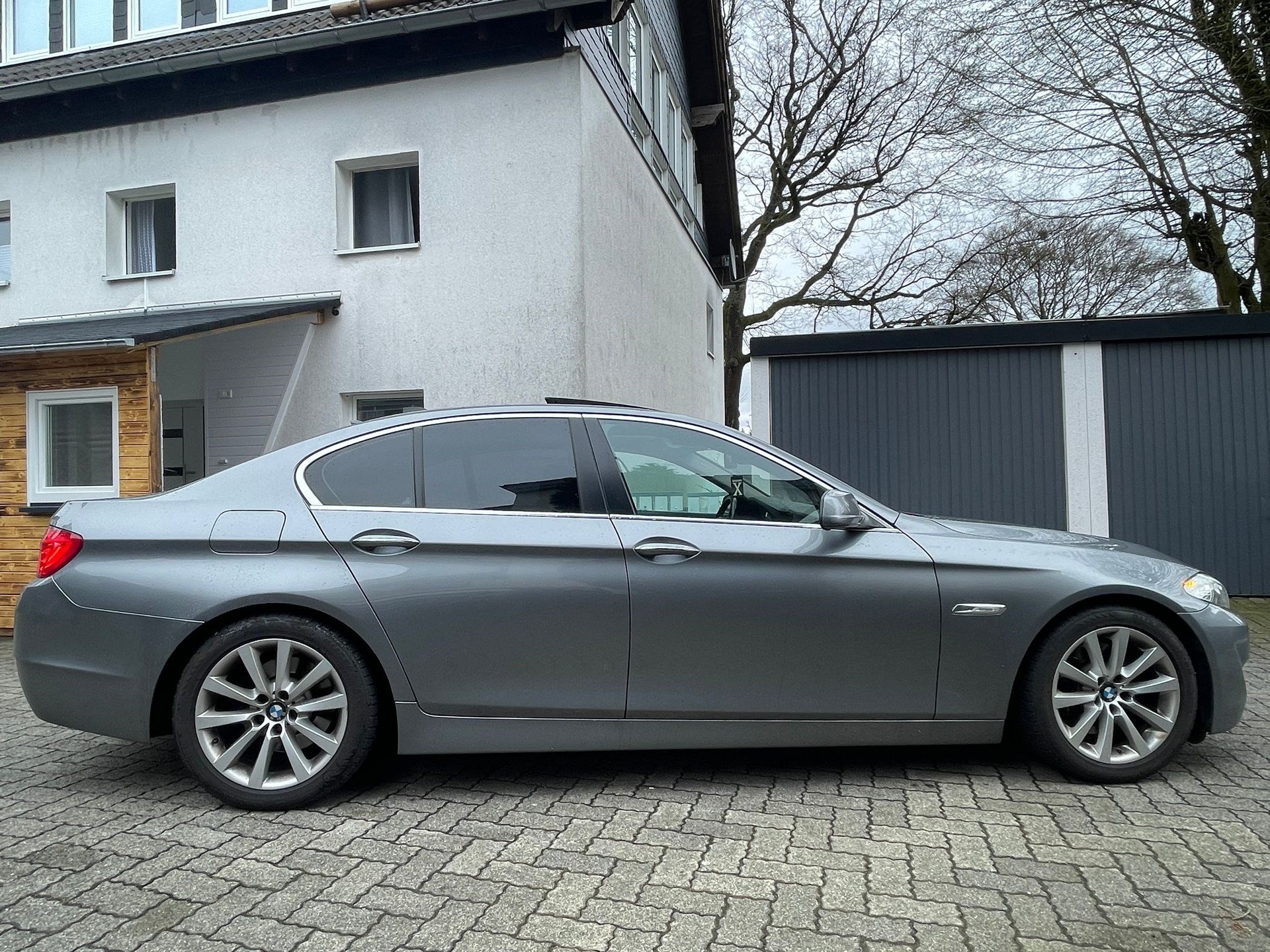 BMW 525d-image-2