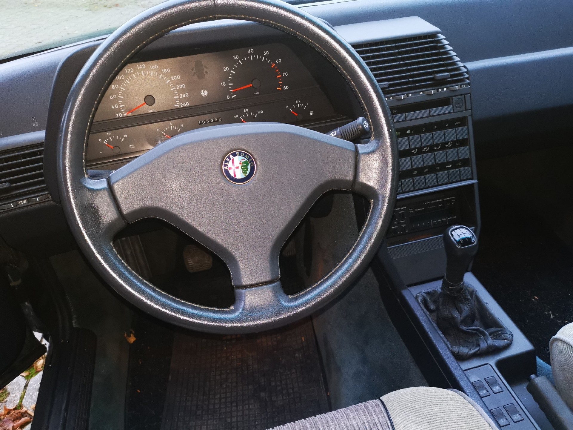 ALFA ROMEO 164 3.0-image-1