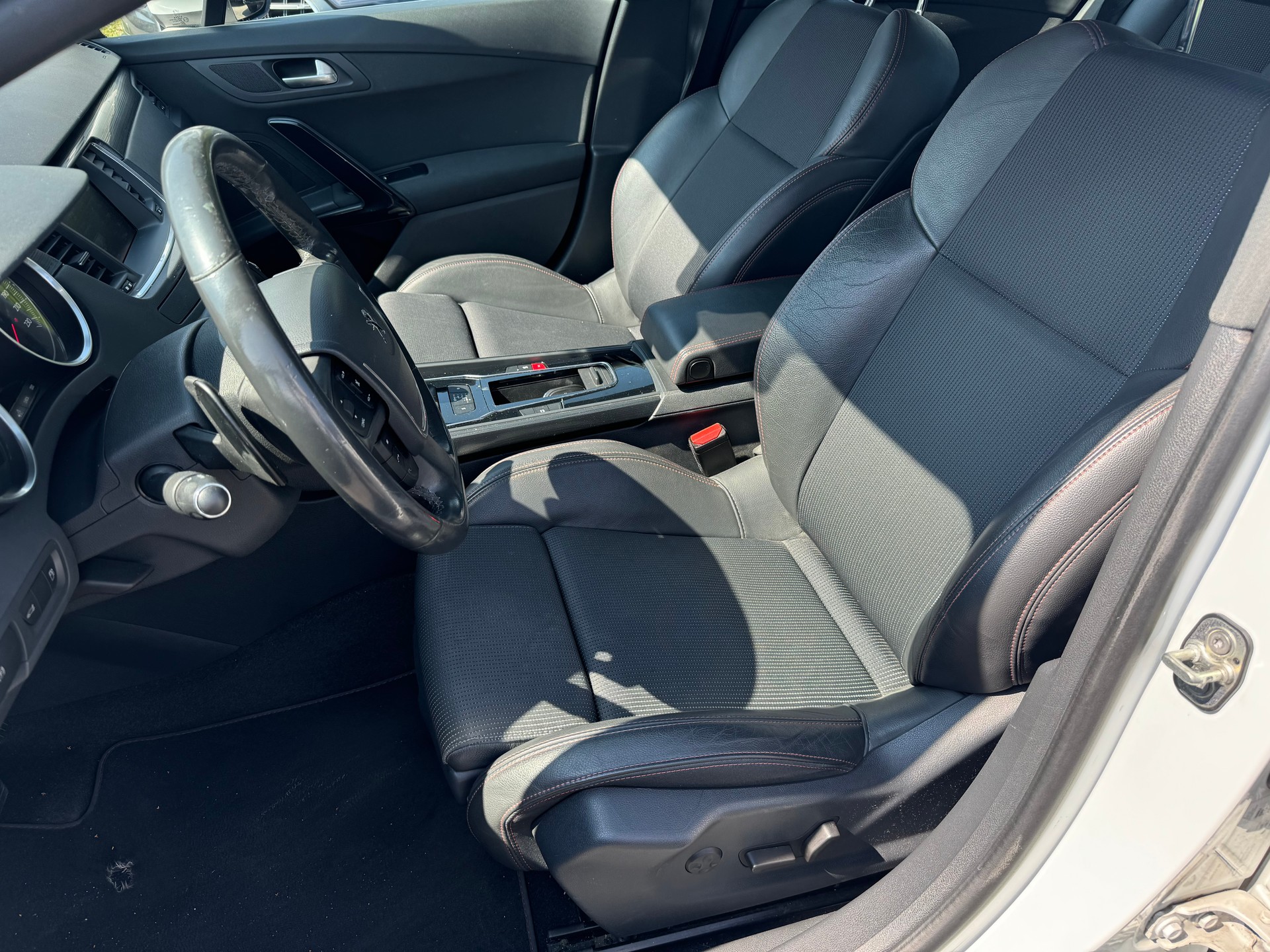 PEUGEOT 508 1.6 THP GT Line Automatic-image-8