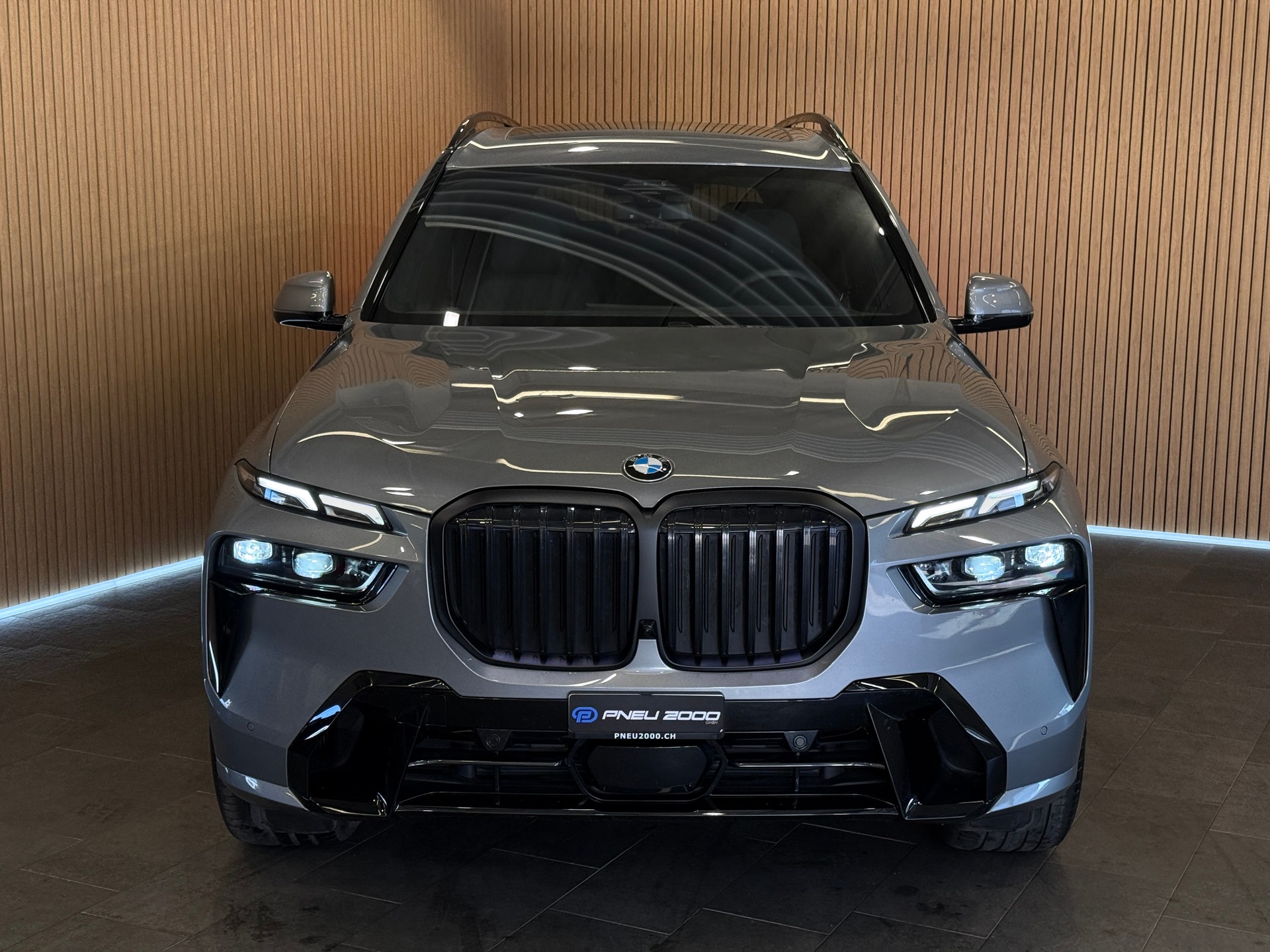 BMW X7 xDrive 48V 40d M Sport Pro Steptronic-image-1