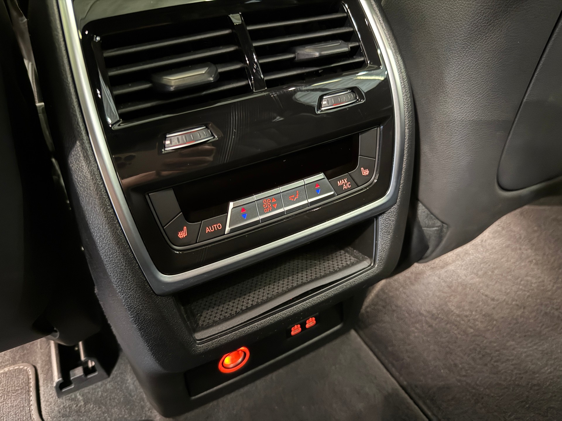 BMW X7 xDrive 48V 40d M Sport Pro Steptronic-image-6