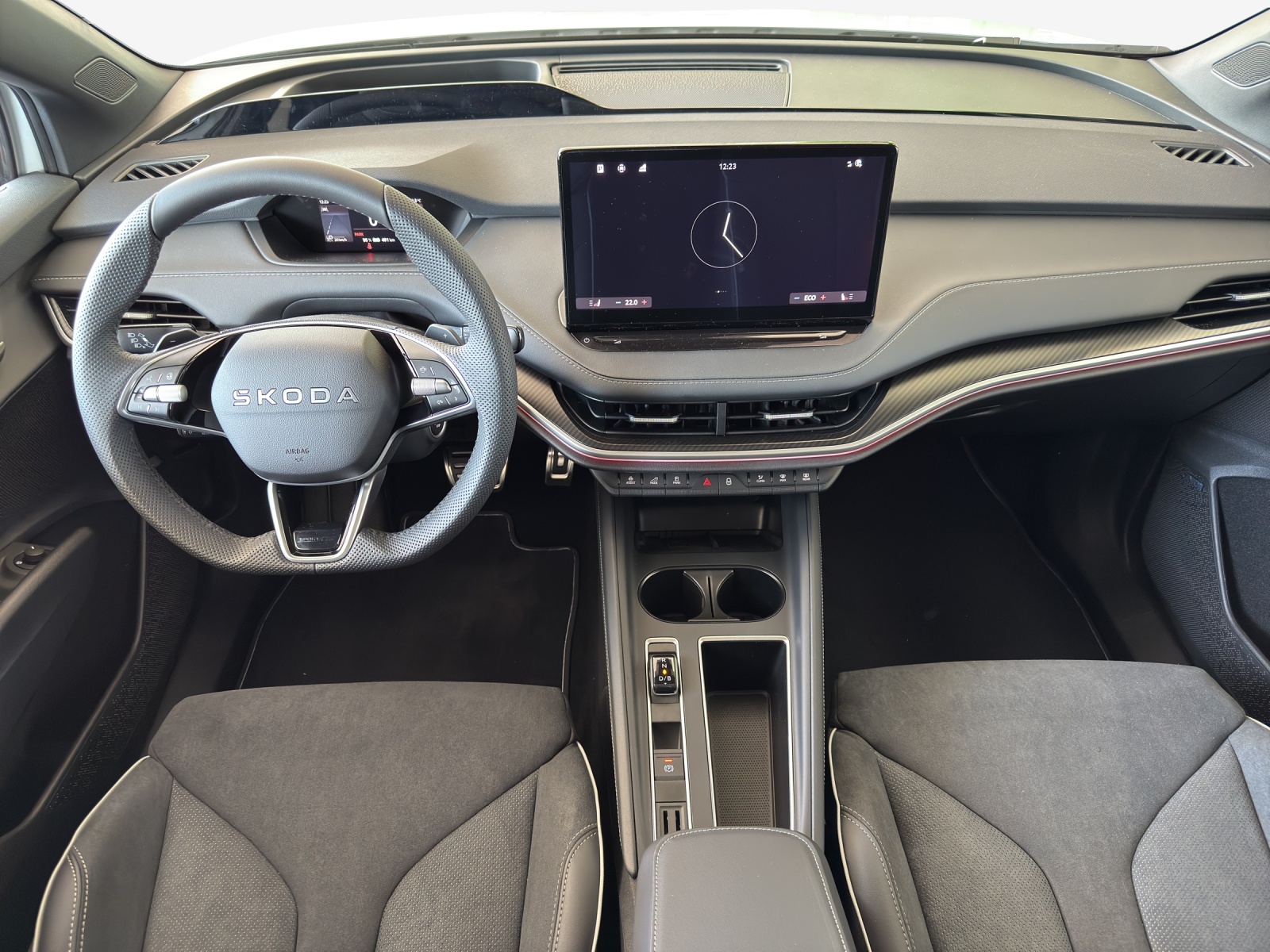 SKODA Enyaq Coupé Sportline 4x4-image-11
