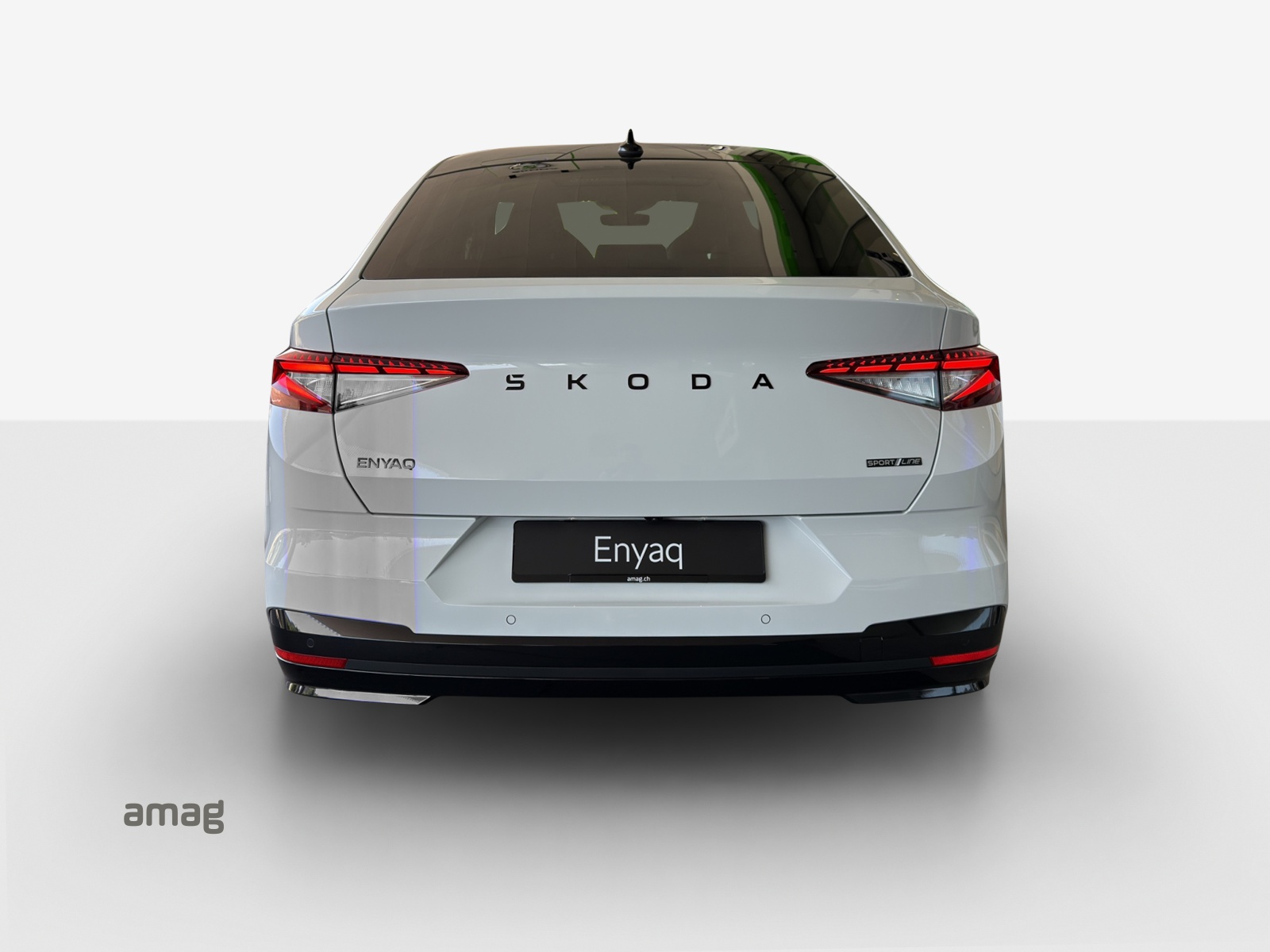 SKODA Enyaq Coupé Sportline 4x4-image-4