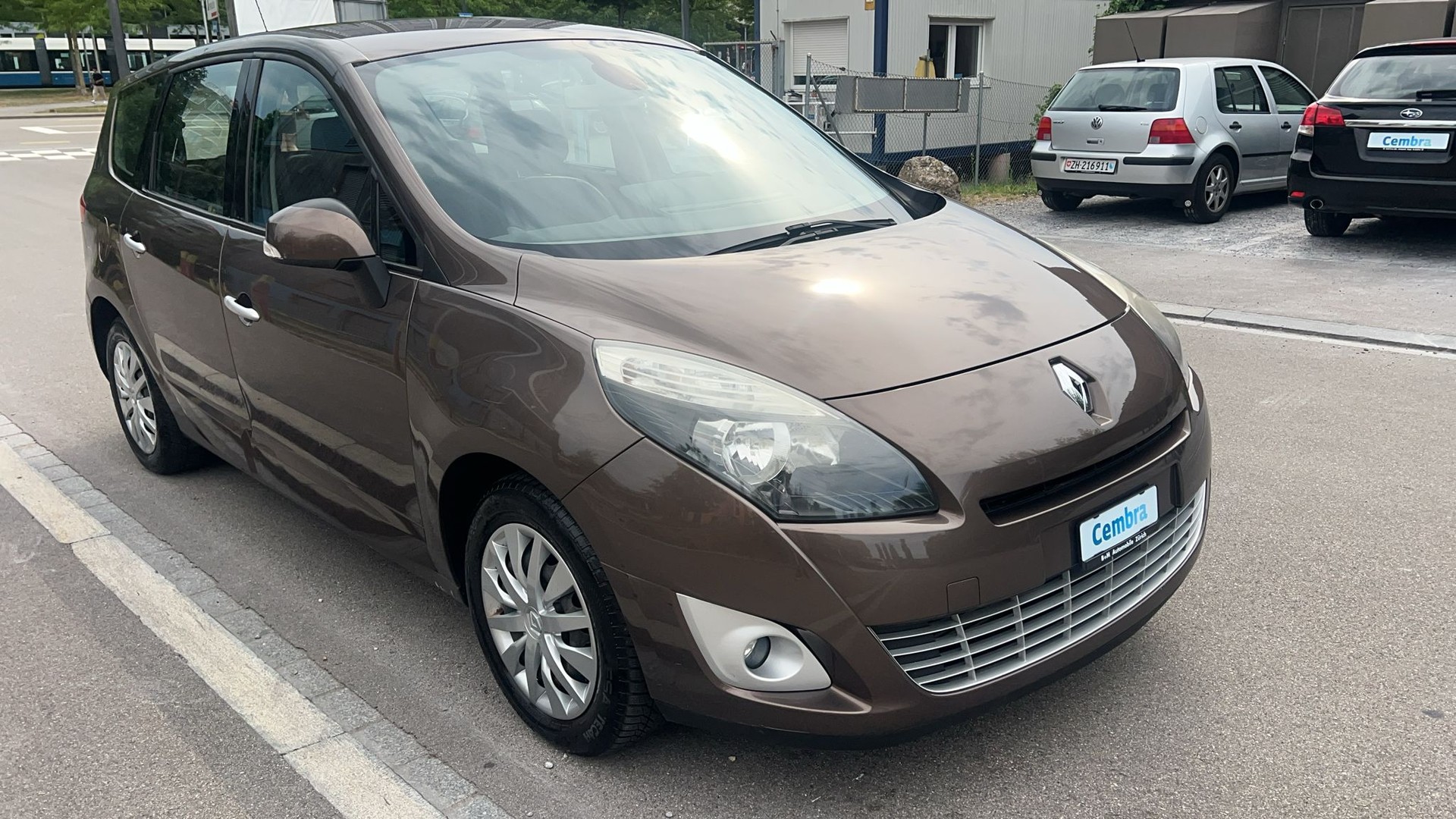 RENAULT Grand Scénic 1.4 16V Turbo Expression-image-3