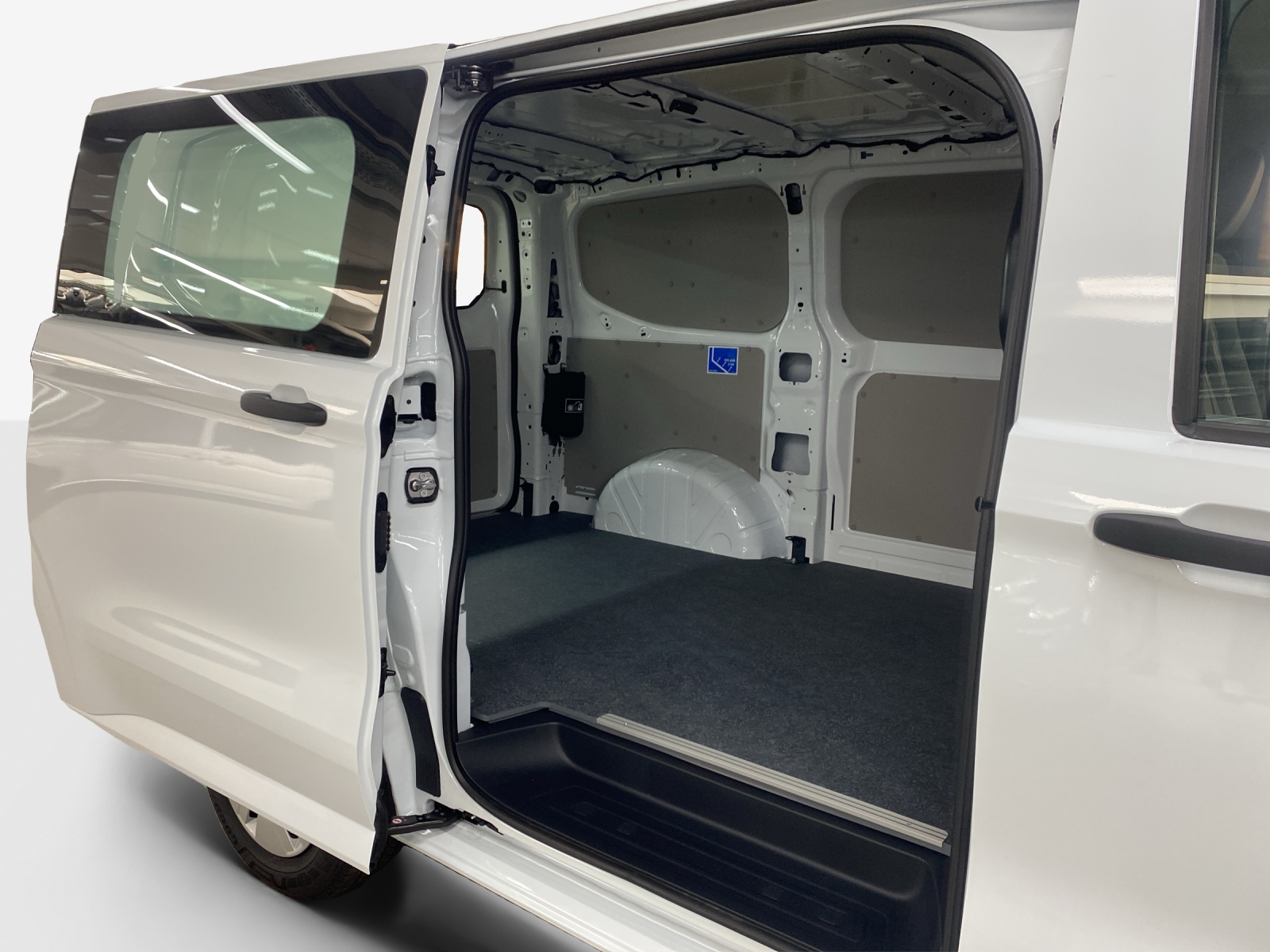VW Transporter 2.0 TDI-image-6