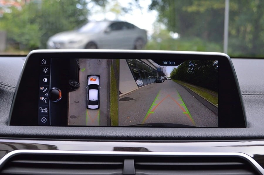 BMW 730d xDrive Steptronic-image-11
